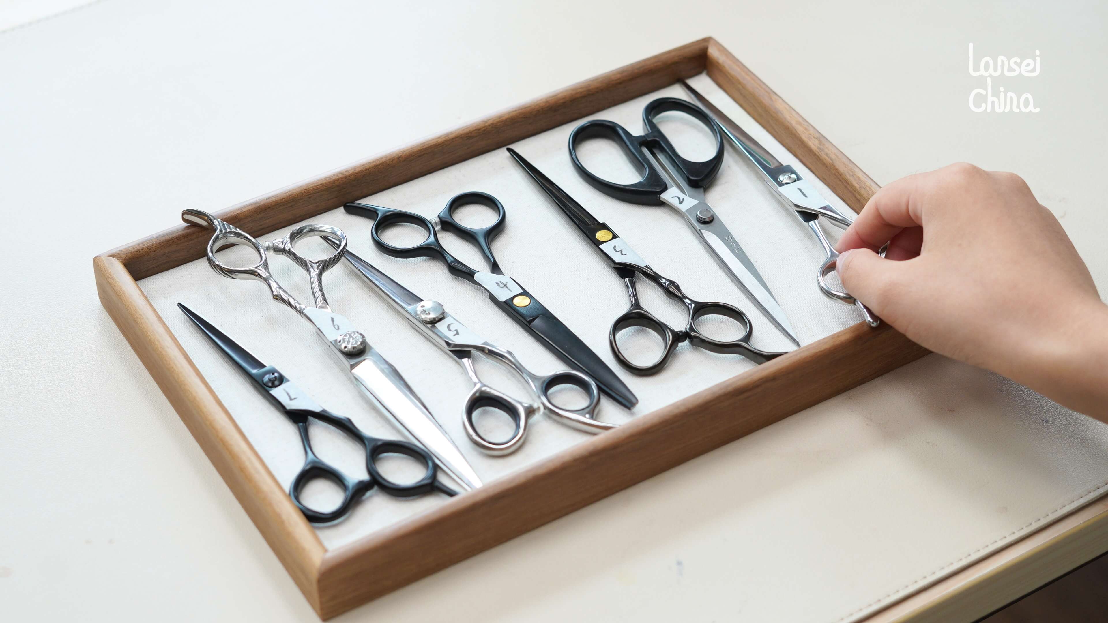 How we choose tapering scissors for Ronghua crafting