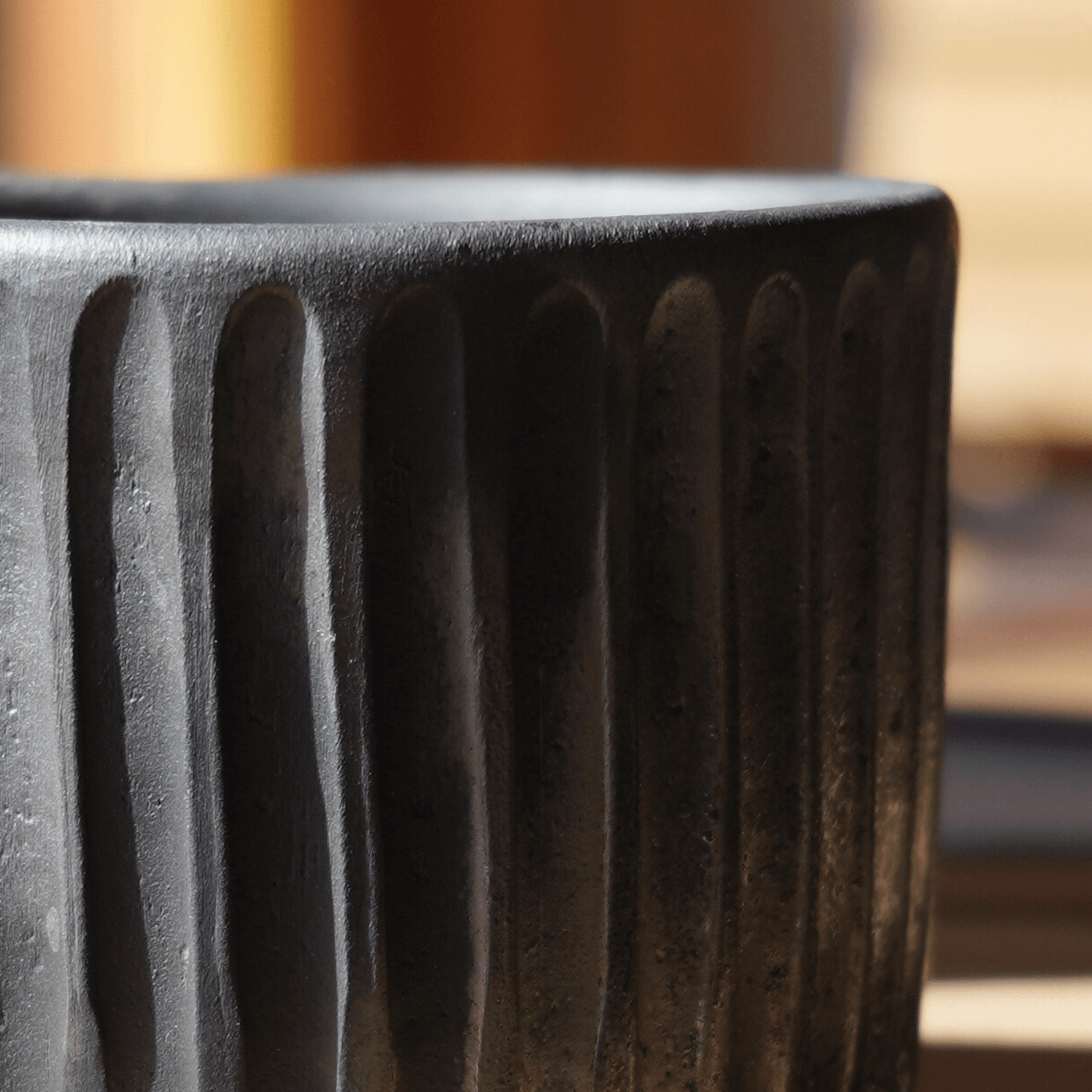 Black Pottery | Linea Sip