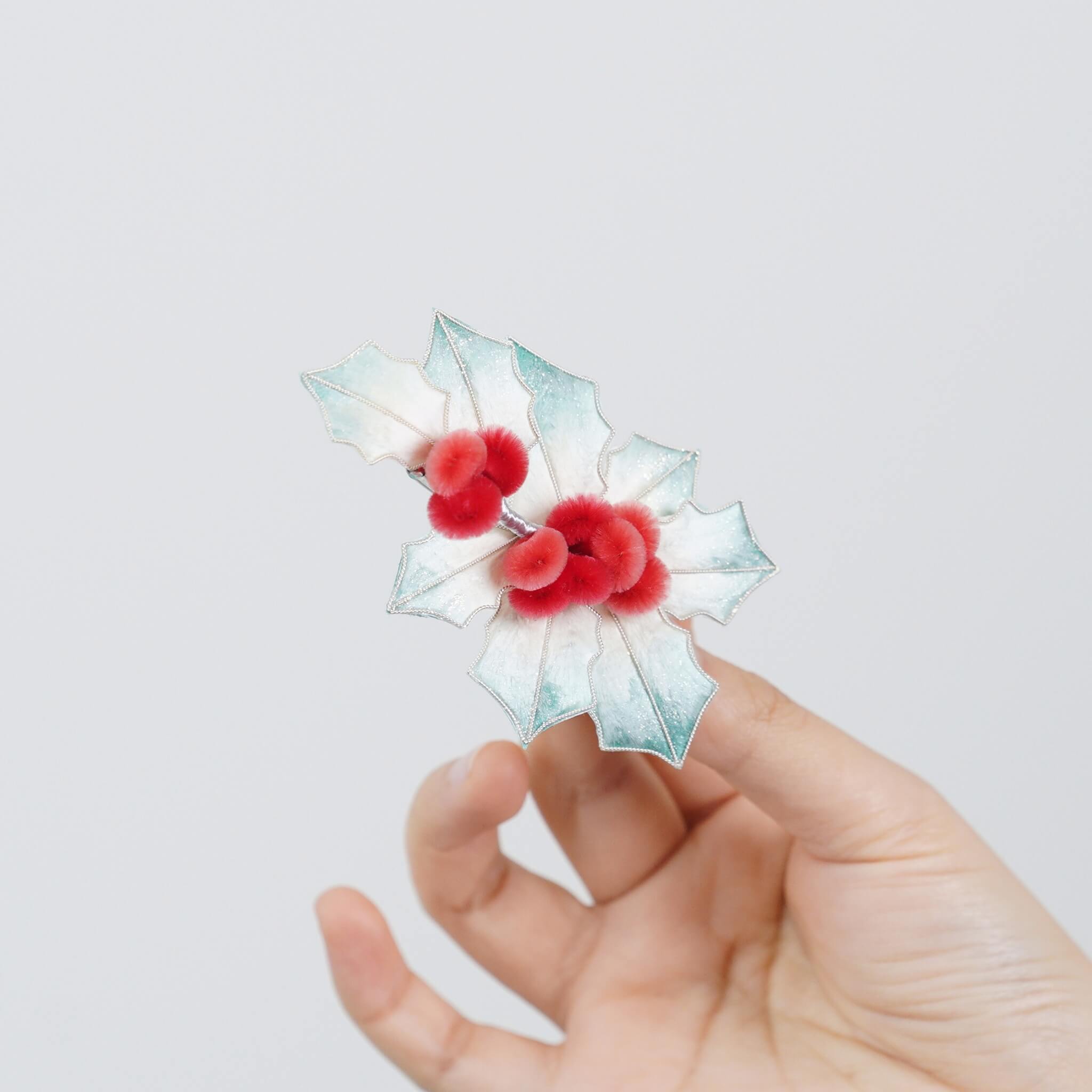 Ronghua DIY Kit | Snowy Holly Napkin Ring