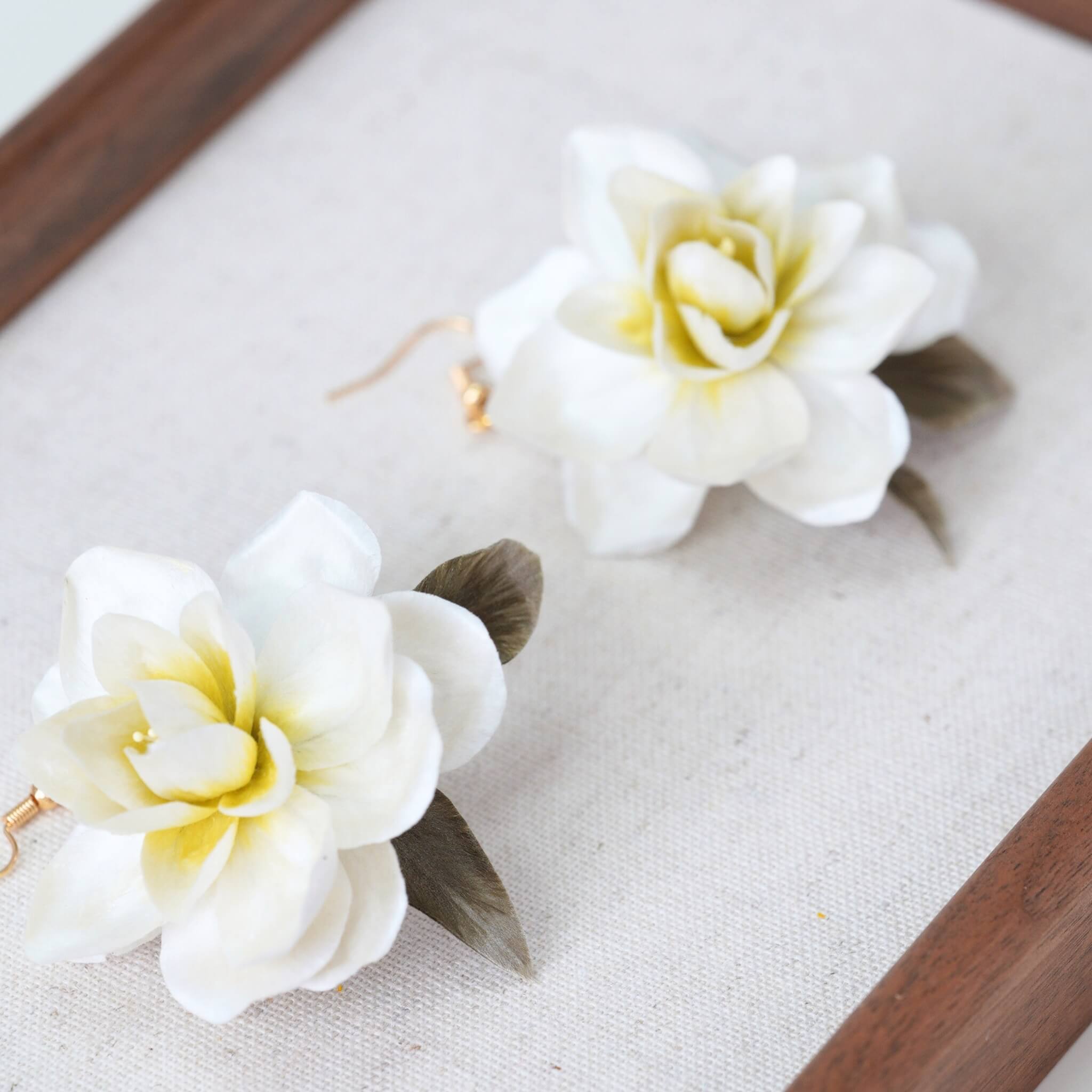 Ronghua DIY Kit | White Gardenia Earrings