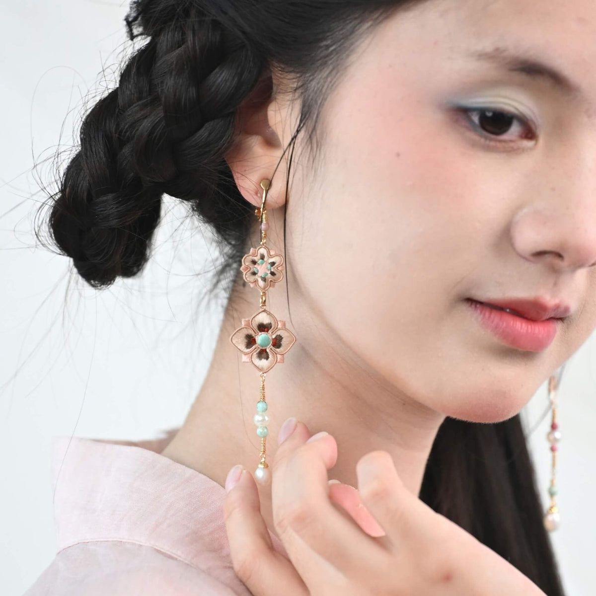 Shu Silk Embroidery DIY Kit | Baoxiang Flowers