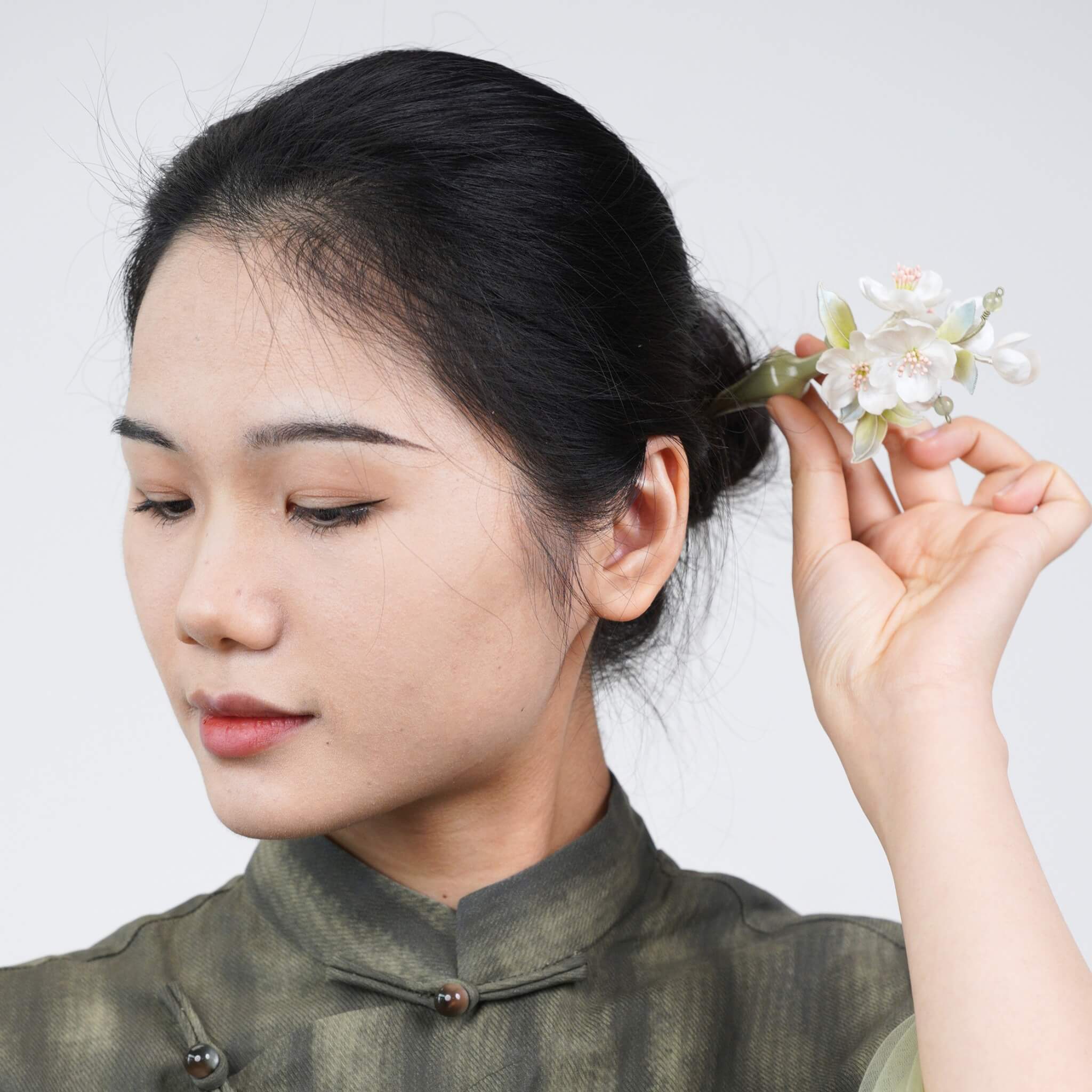Ronghua DIY Kit | Pear Blossoms Under the Moon