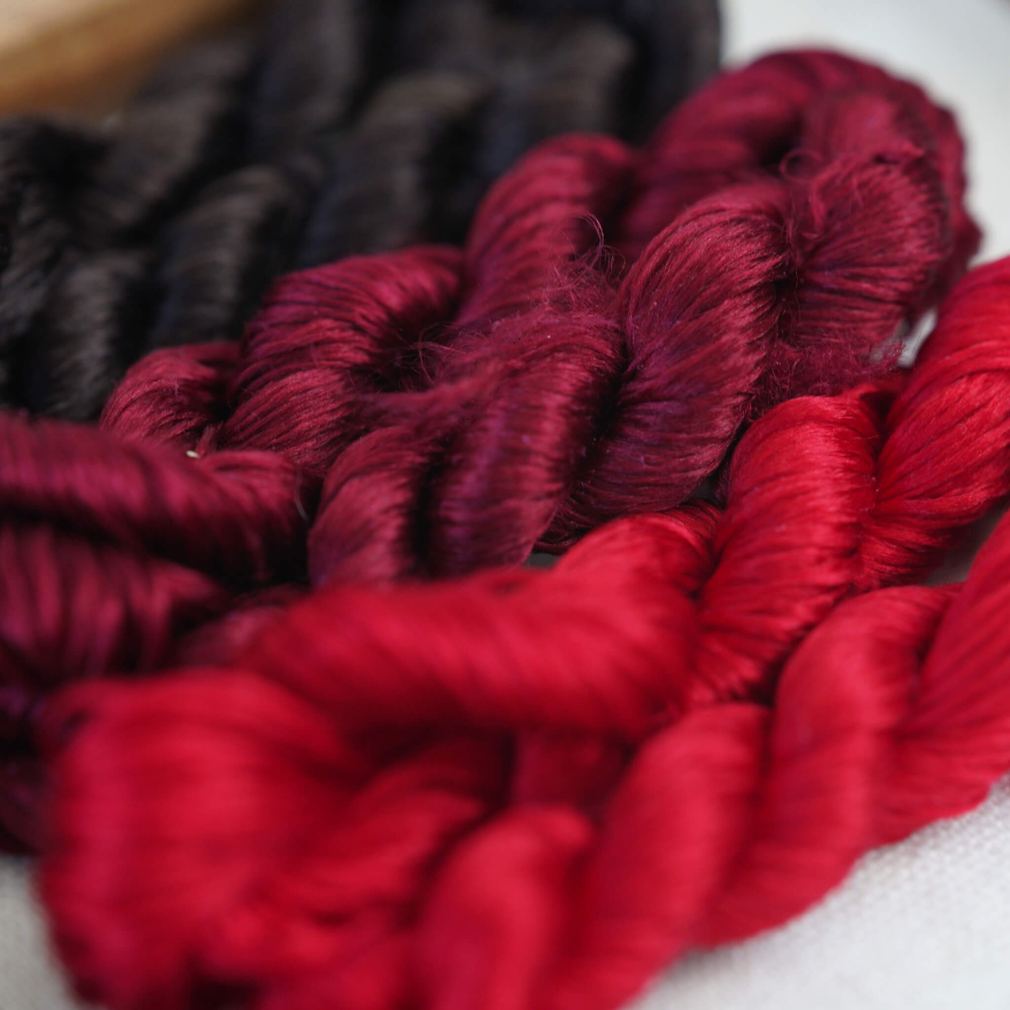 Ronghua DIY Kit | Red Plum Blossom