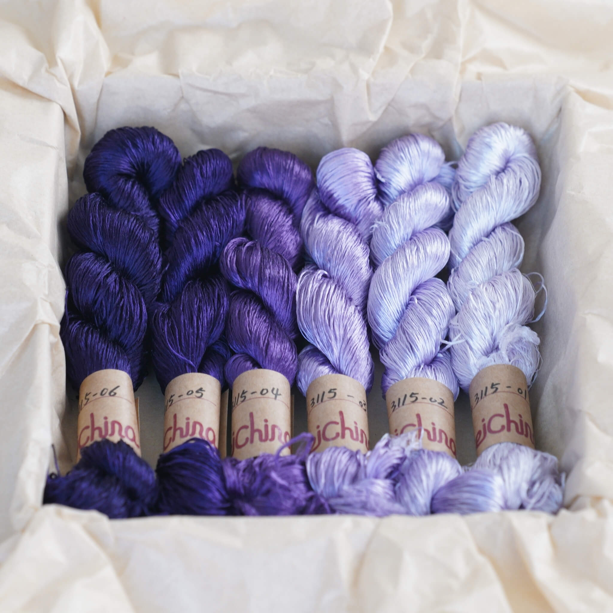 Untwisted Mulberry Silk For Ronghua | Colour #3115