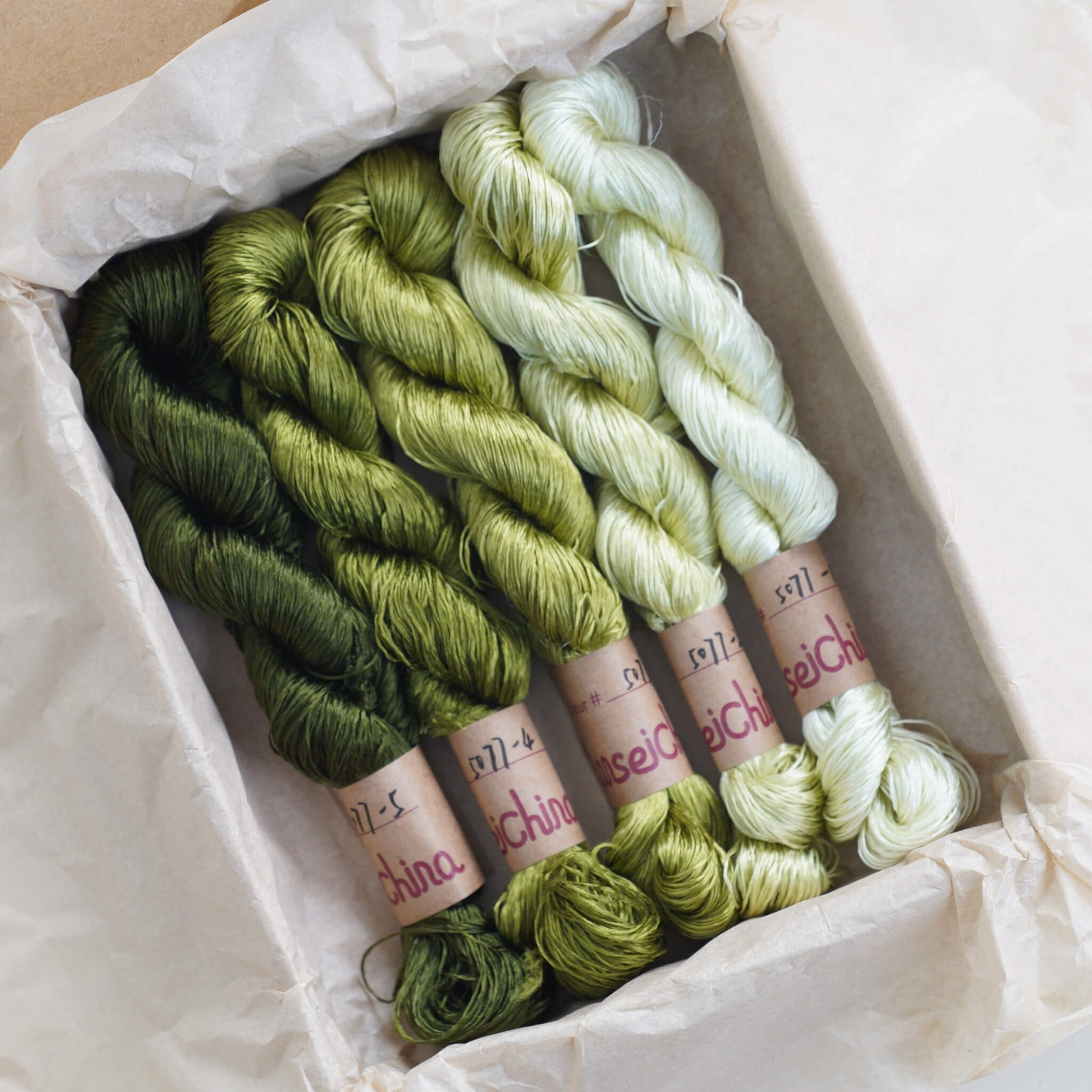 Untwisted Mulberry Silk For Ronghua | Colour #5077