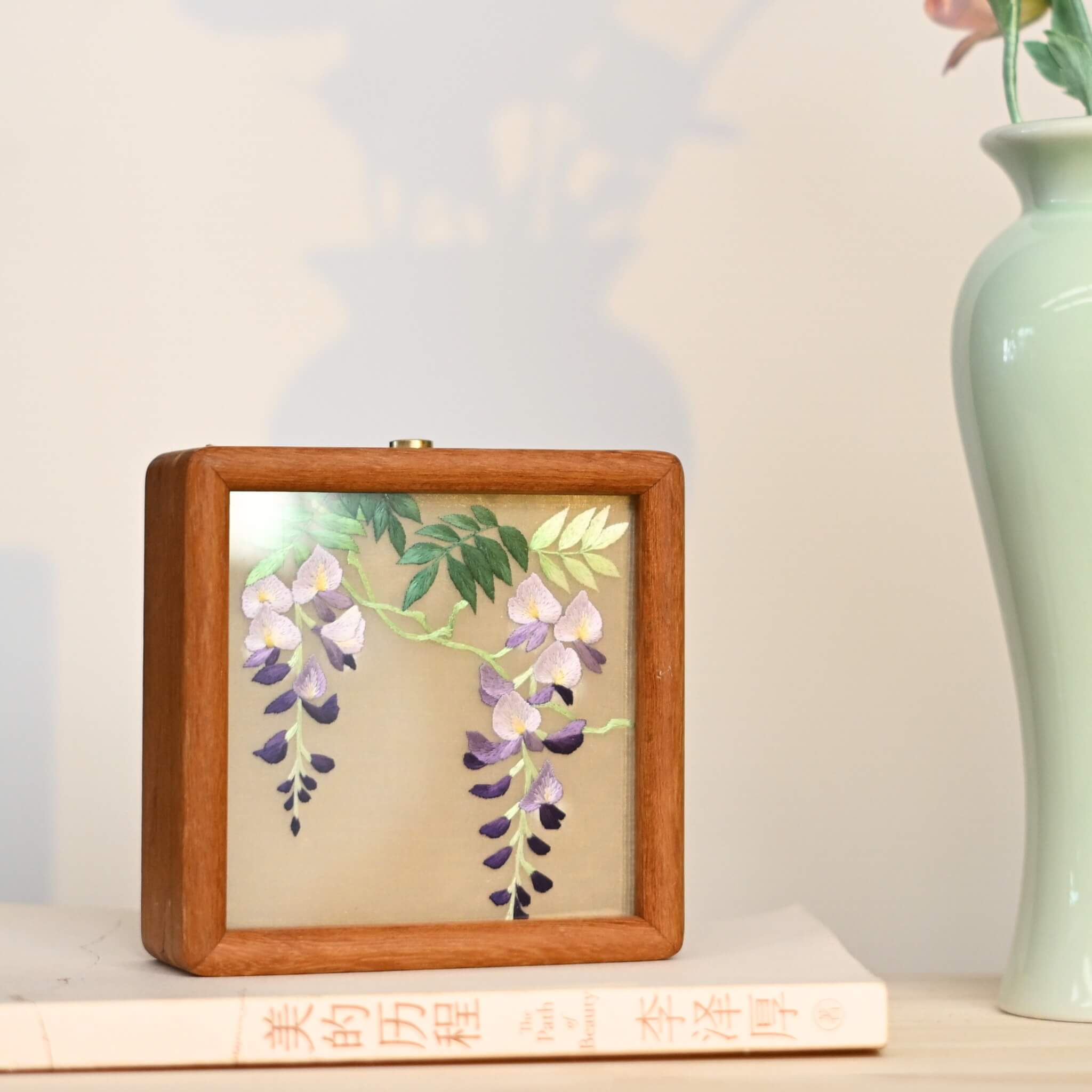 Shu Silk Embroidery DIY Kit | Wisteria Lamp