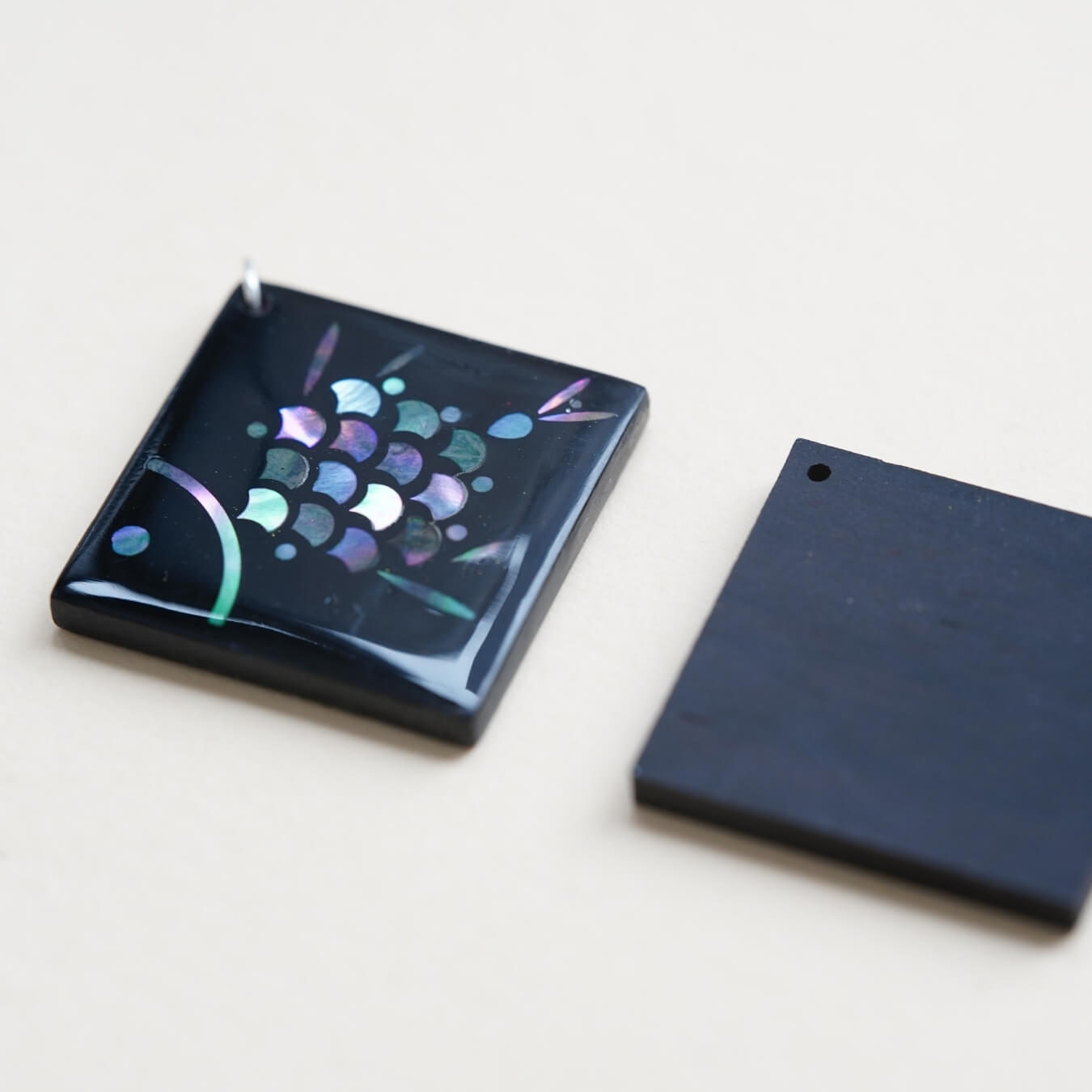 Daqi Lacquered Necklace DIY Kit | Fish