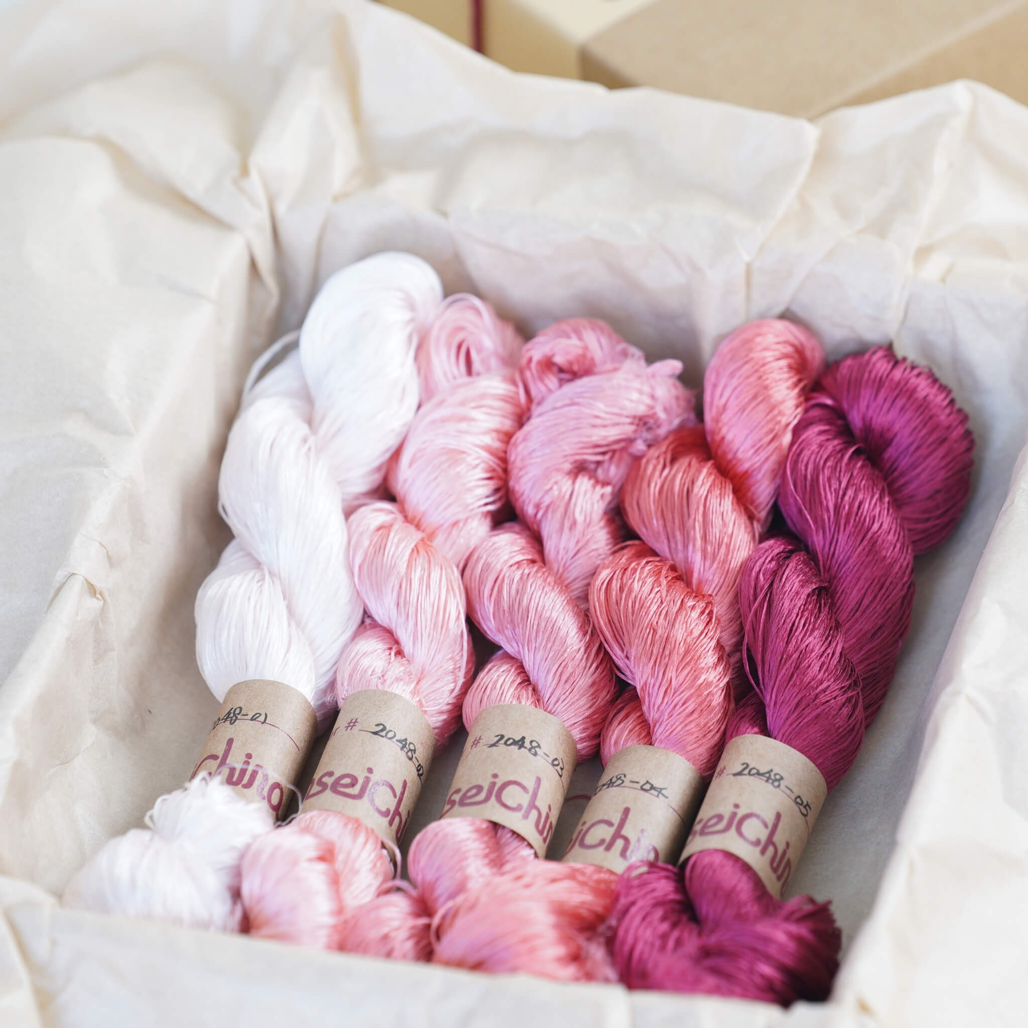 Untwisted Mulberry Silk For Ronghua | Colour #2048