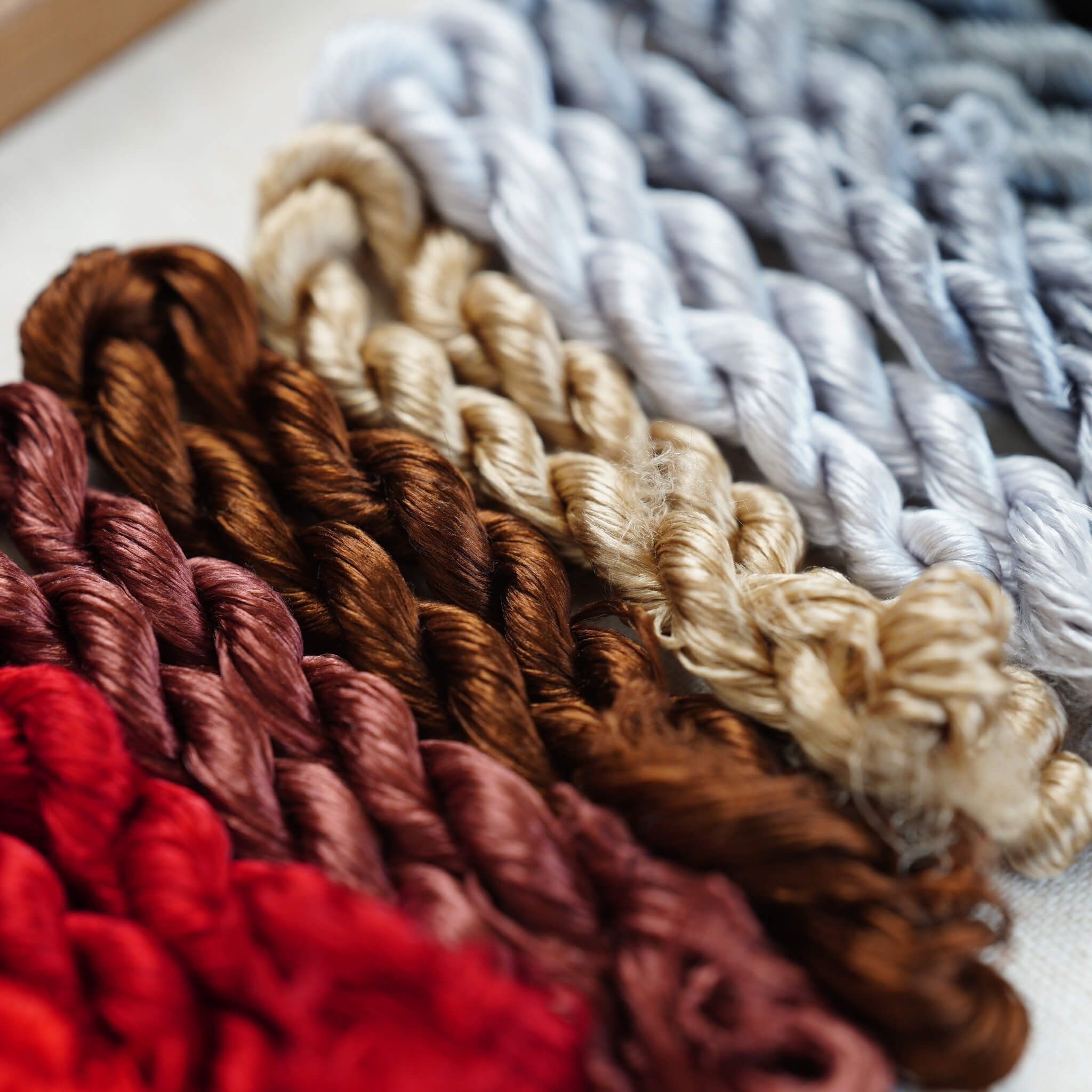 Ronghua DIY Kit | Vampire Rose Brooch