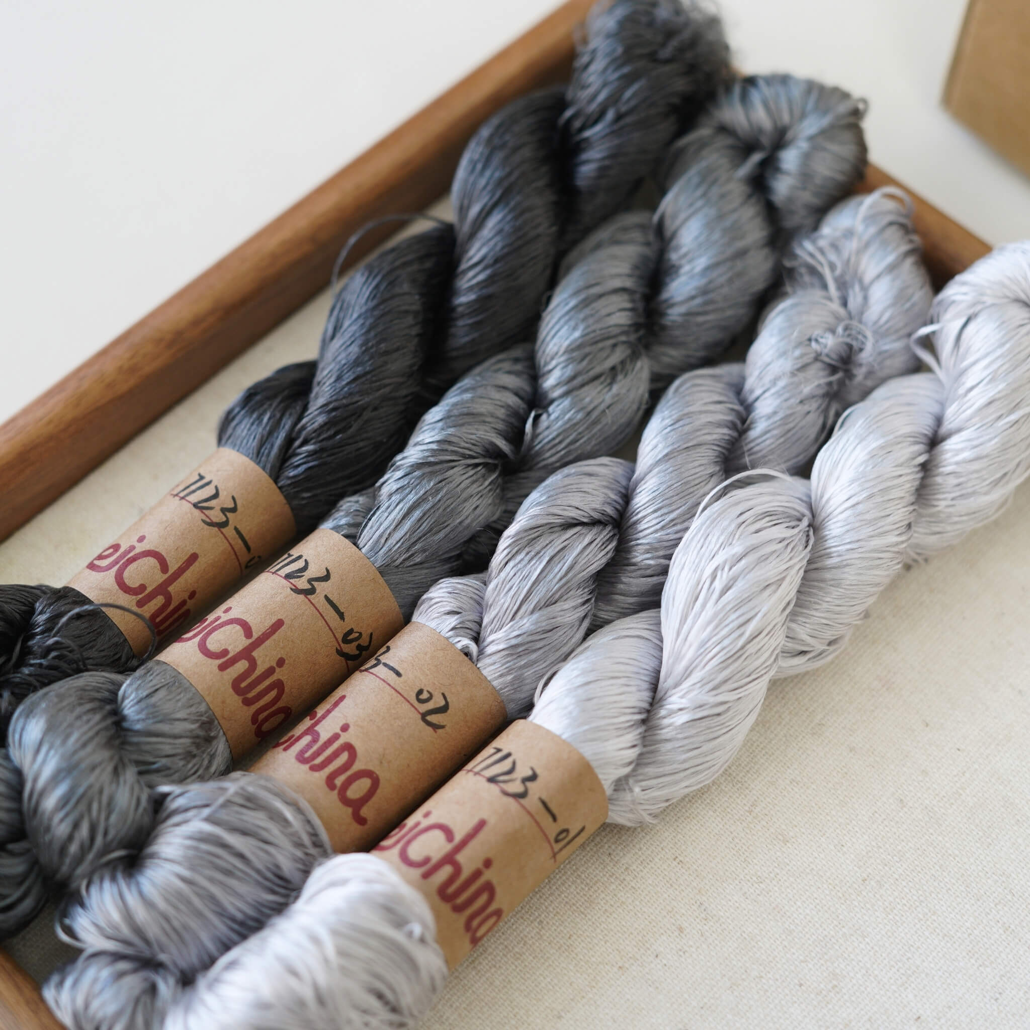 Untwisted Mulberry Silk For Ronghua | Colour #7123