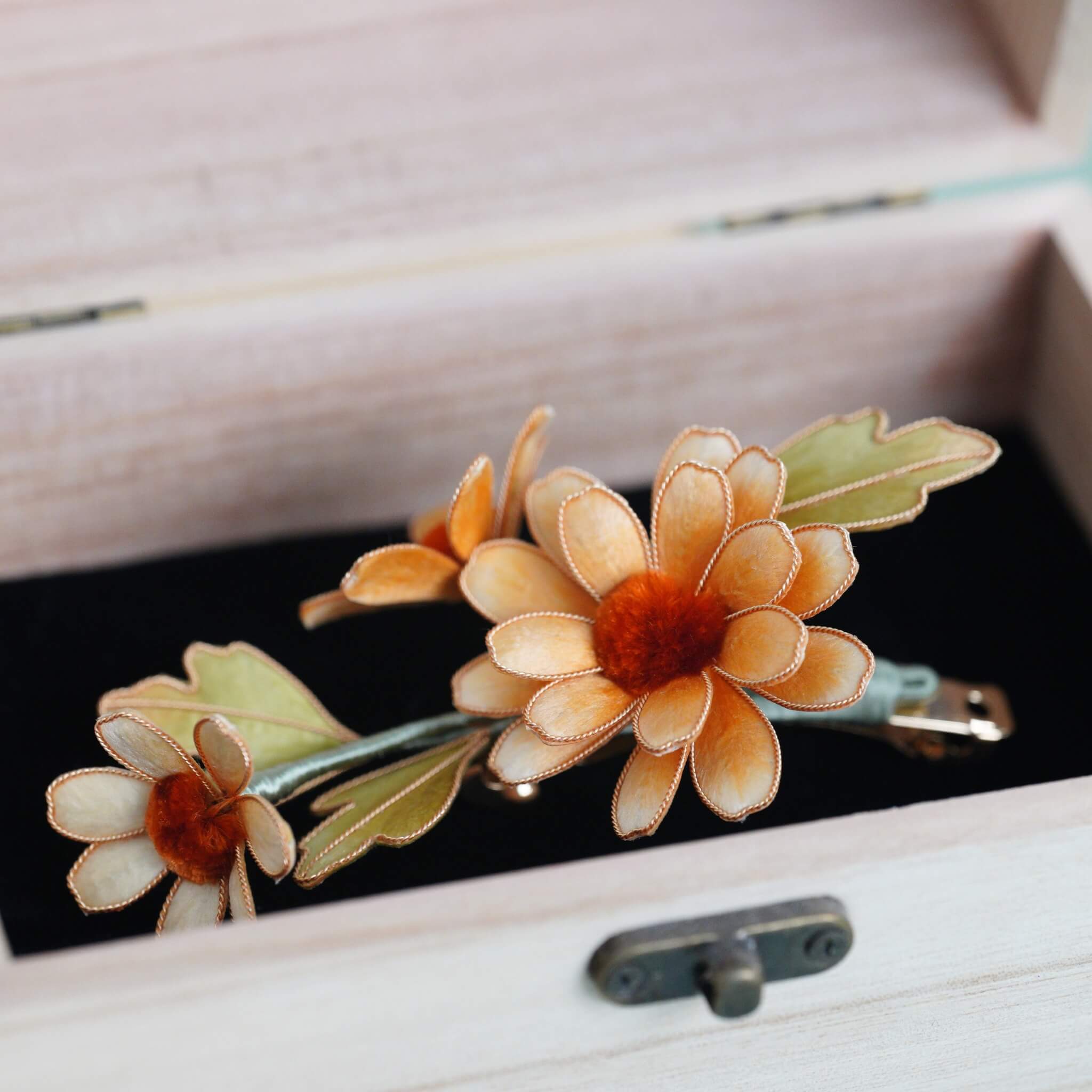 Handmade Ronghua | Sunny Daisy