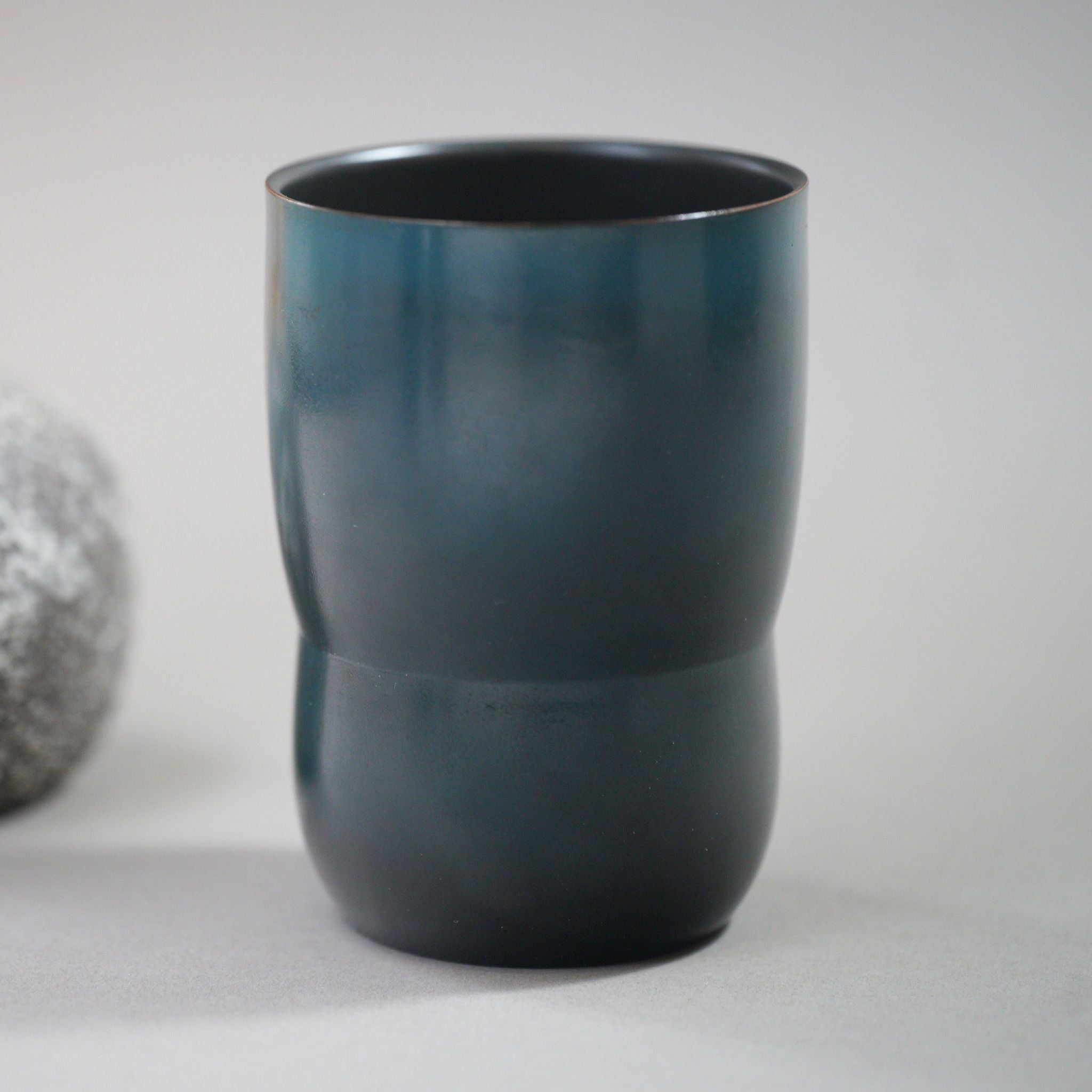 Lacquered Porcelain | His Perfume