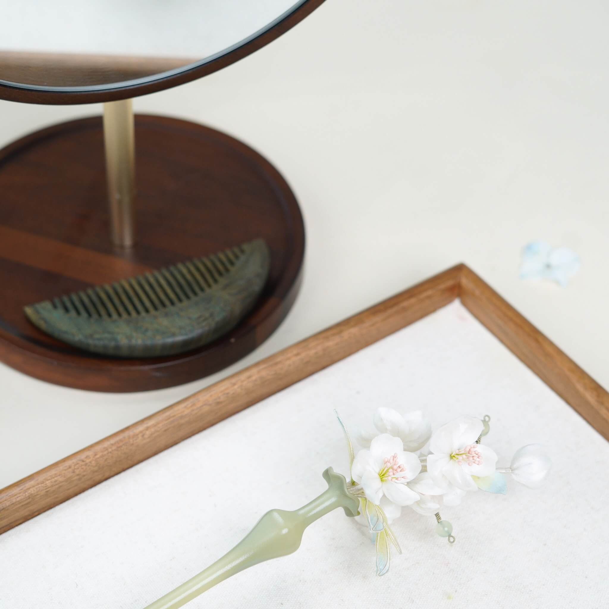 Ronghua DIY Kit | Pear Blossoms Under the Moon