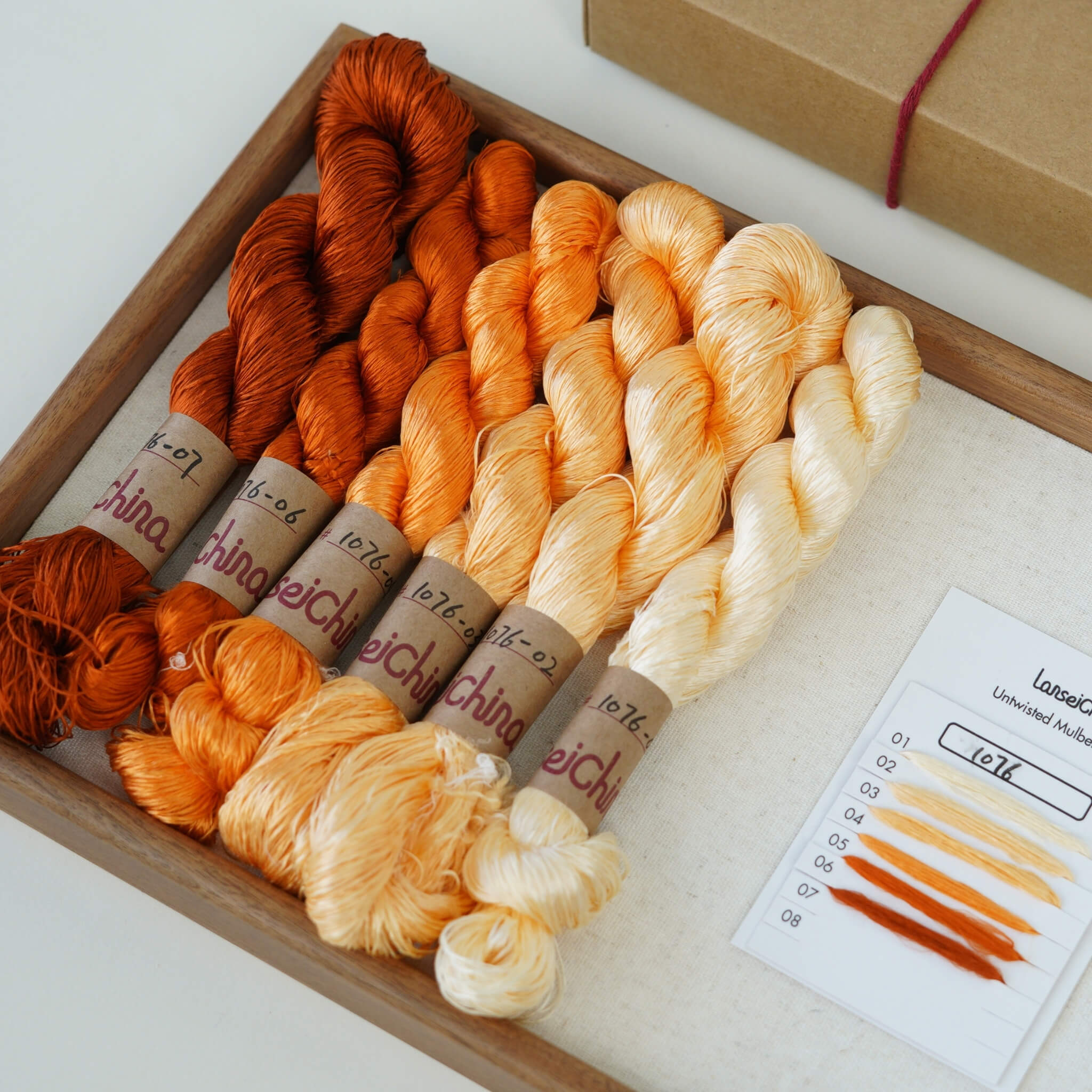 Untwisted Mulberry Silk For Ronghua | Colour #1076