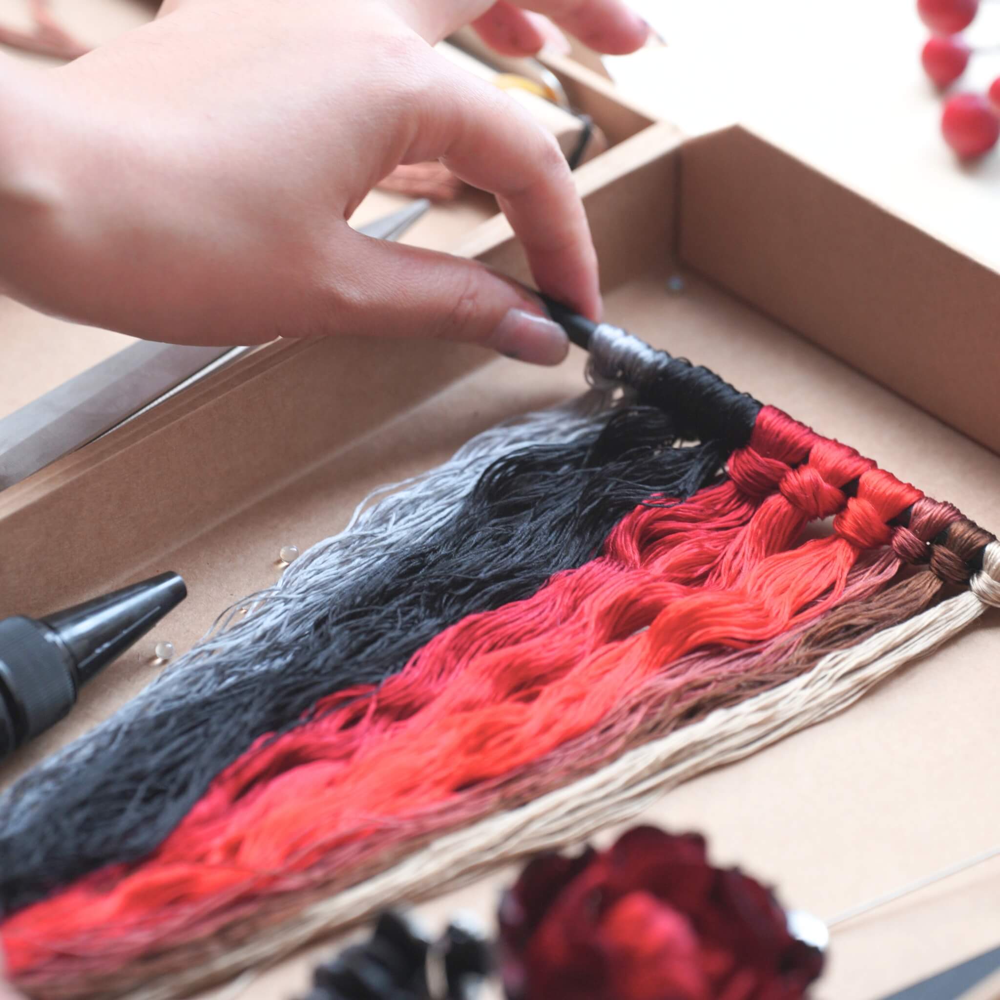 Ronghua DIY Kit | Vampire Rose Brooch