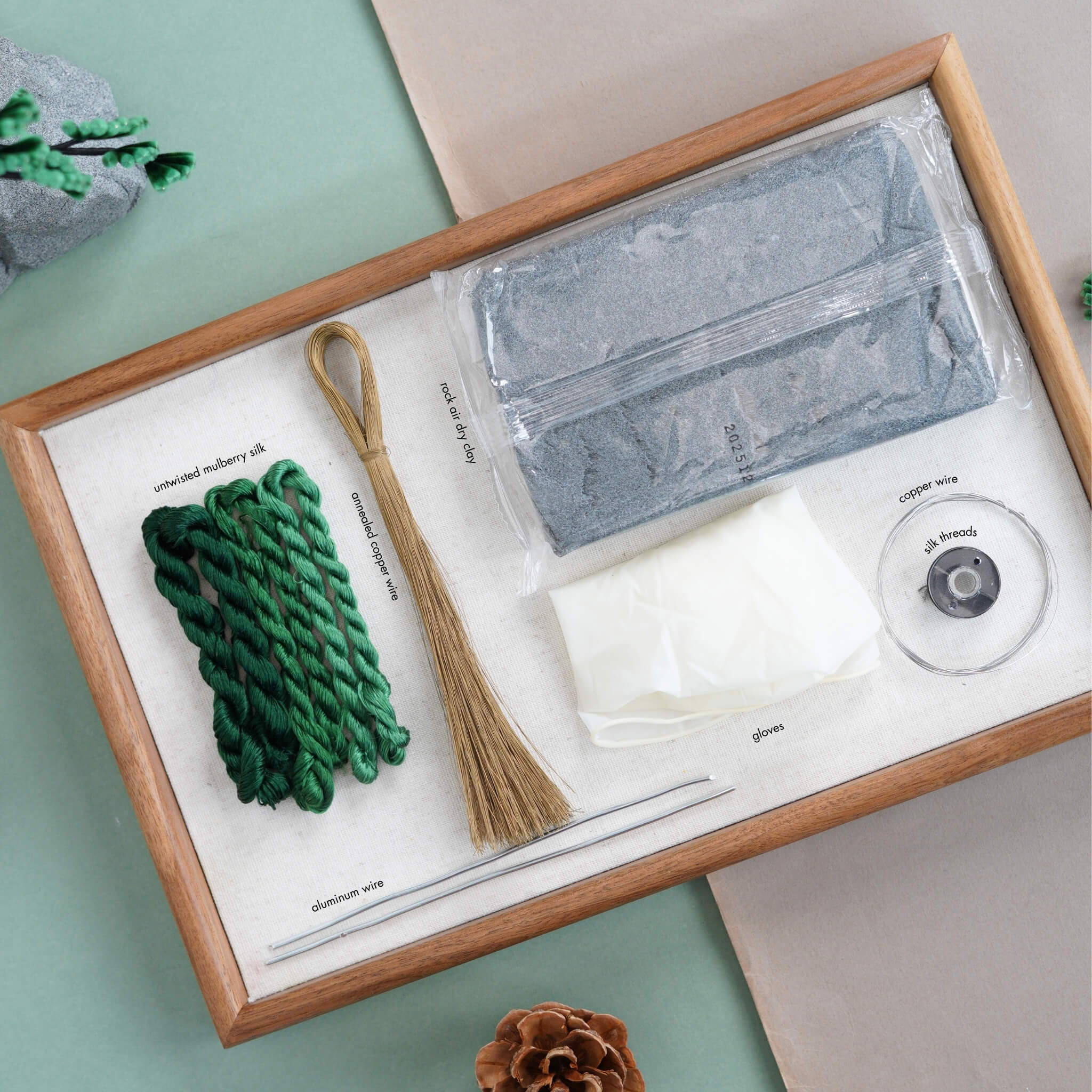 Ronghua DIY Kit | Pine Tree Bookend