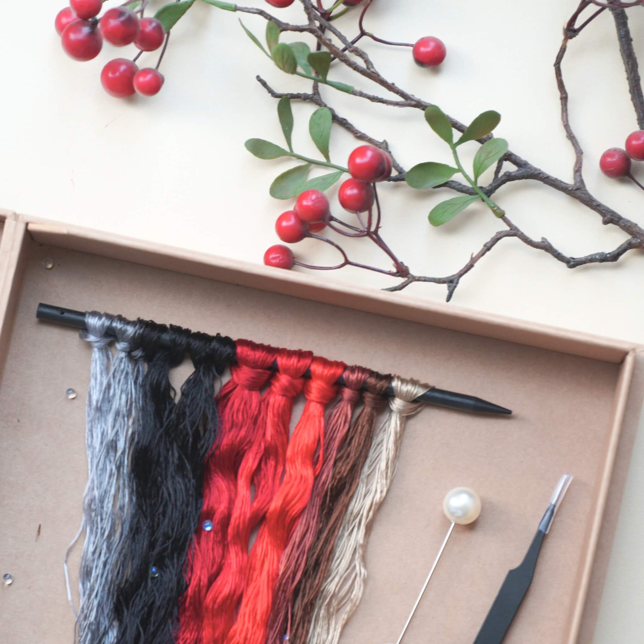 Ronghua DIY Kit | Vampire Rose Brooch