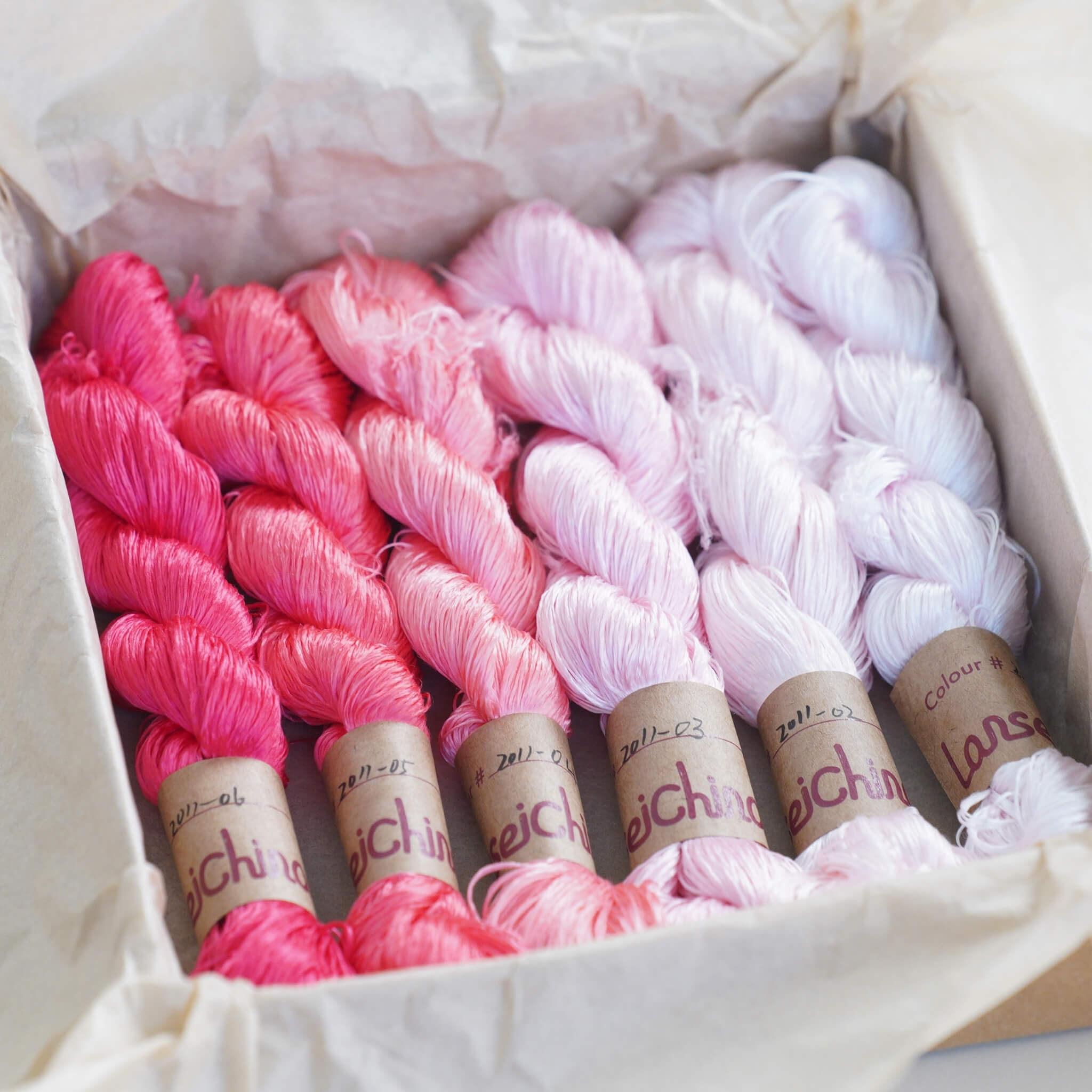 Untwisted Mulberry Silk For Ronghua | Colour #2011