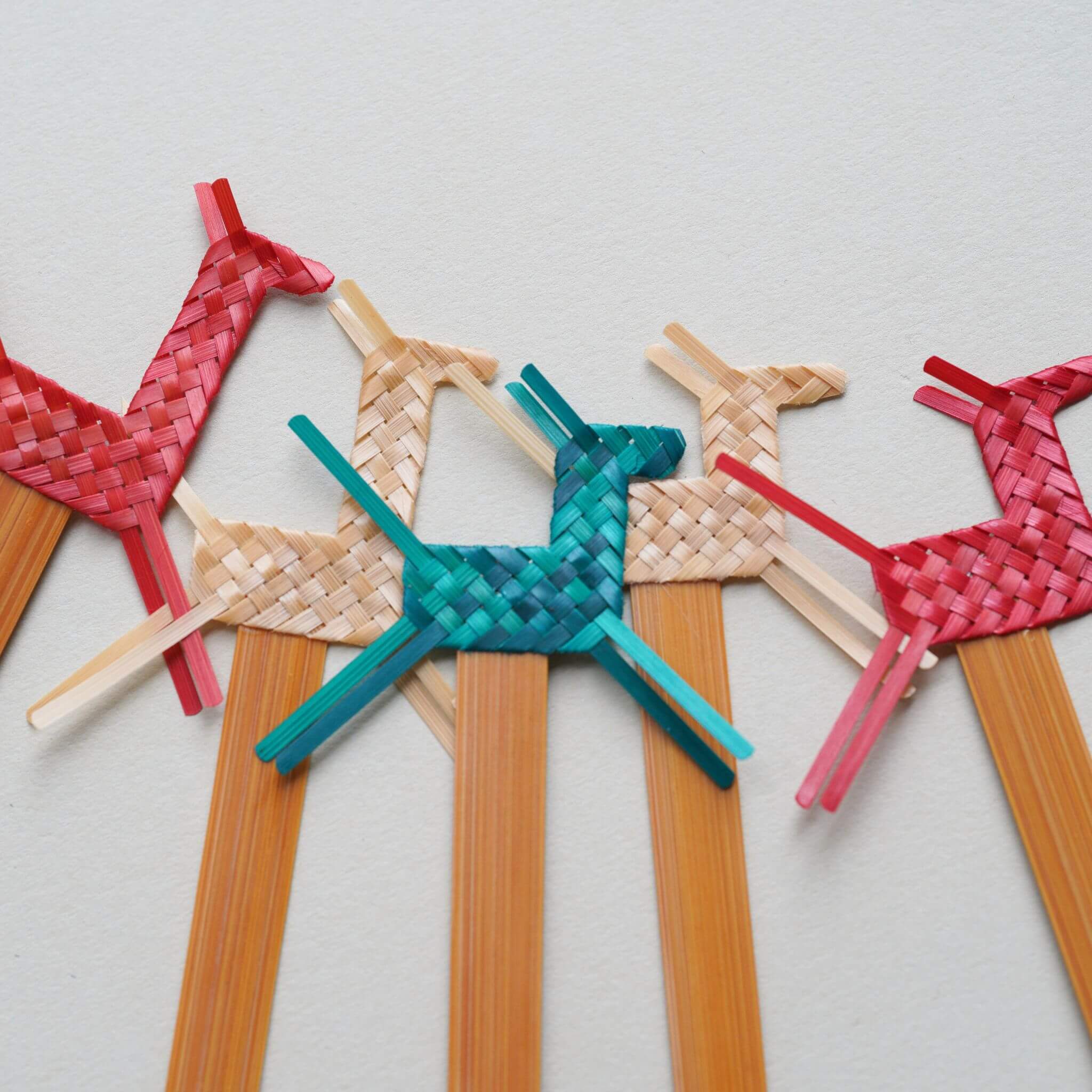 Bamboo-woven bookmarks | Running Horse