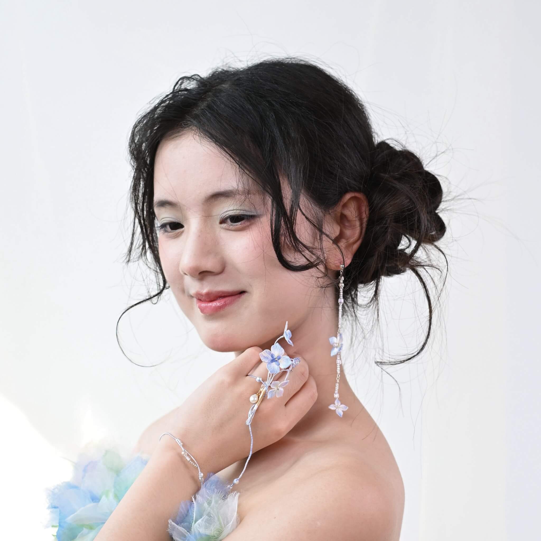 Shu Silk Embroidery DIY Kit | Endless Summer Ear Cuff