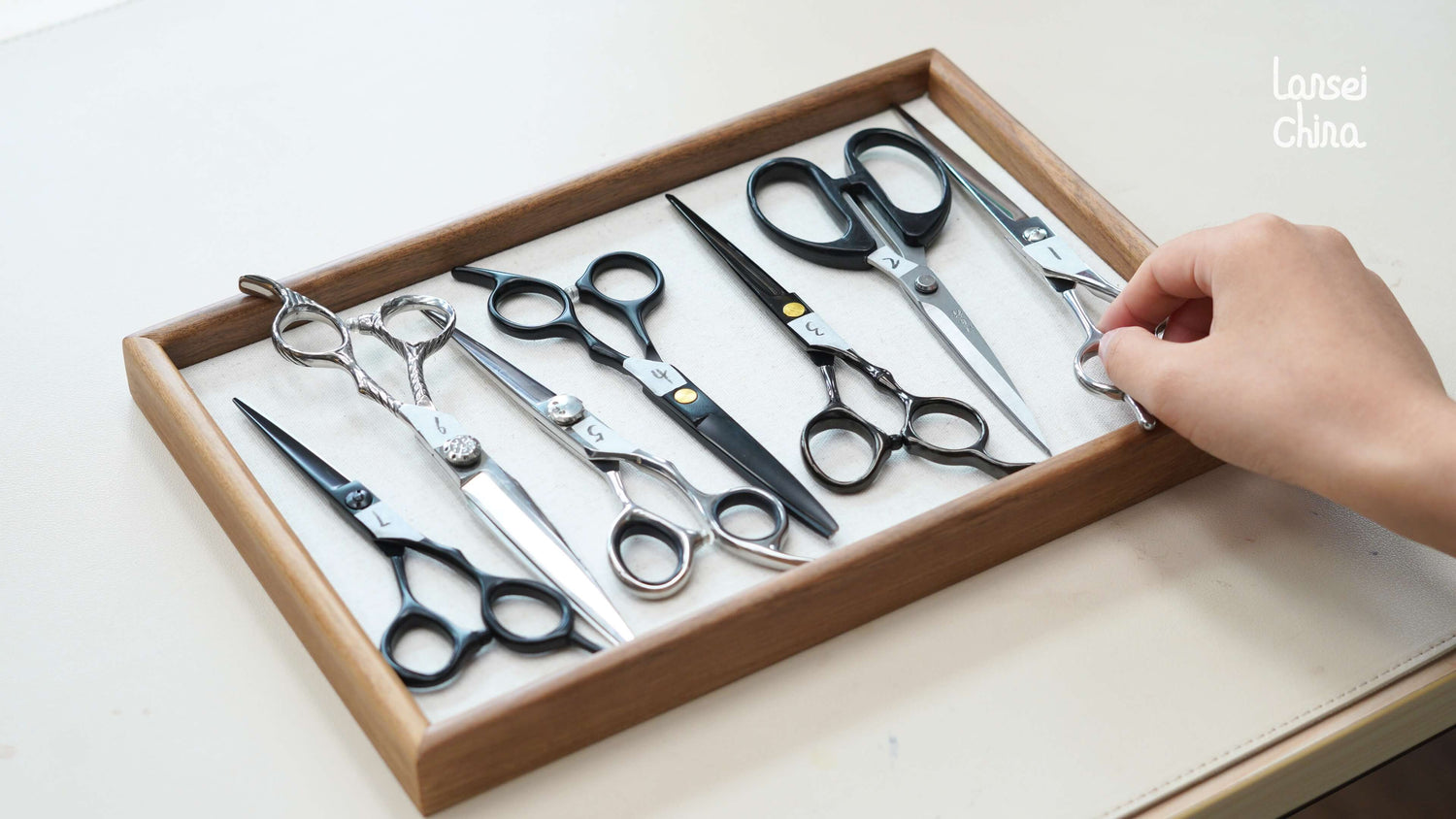 How we choose tapering scissors for Ronghua crafting