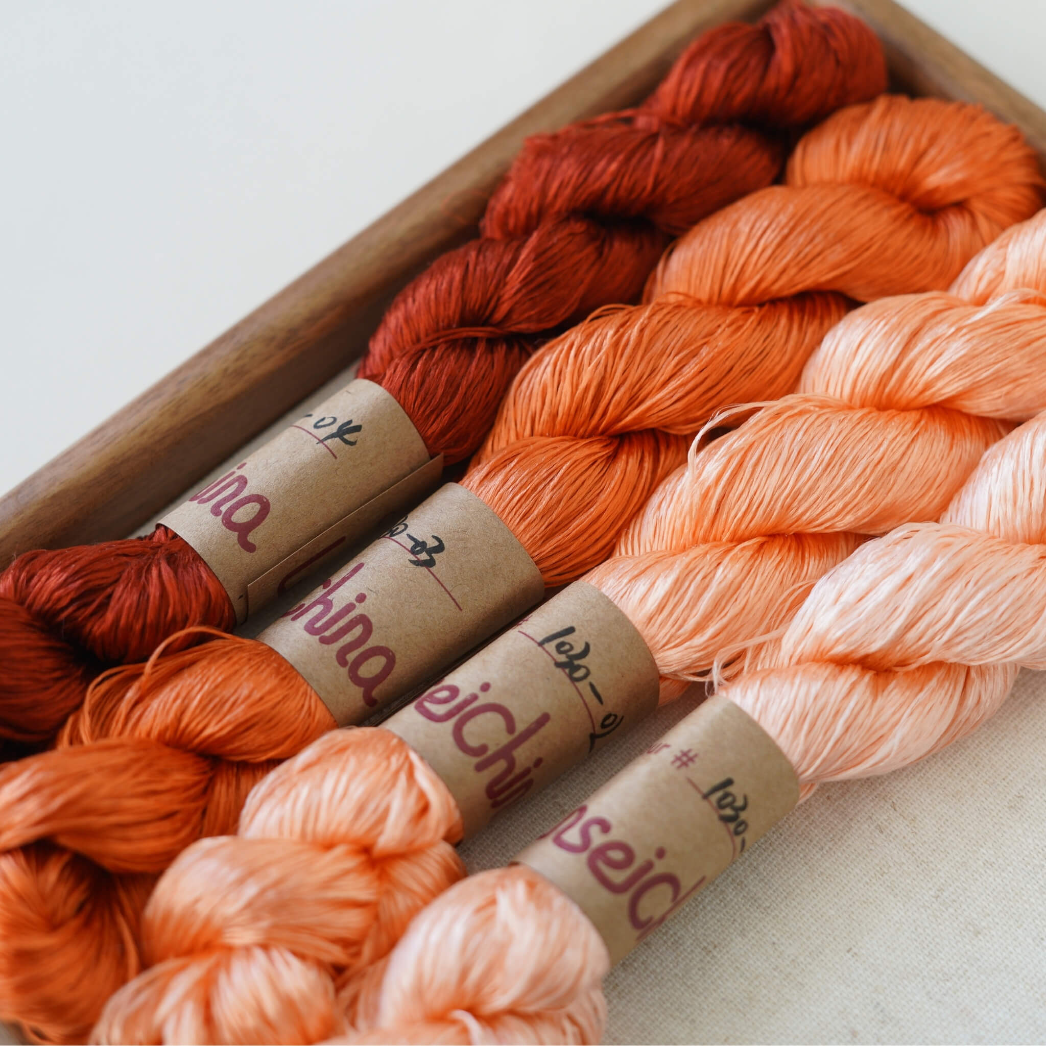 Untwisted Mulberry Silk For Ronghua | Colour #1030