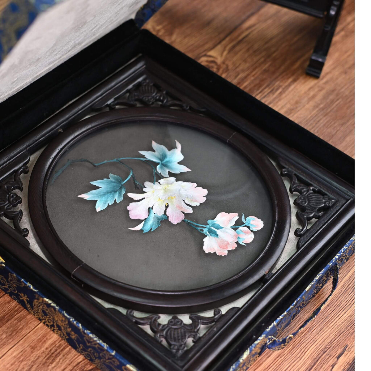 Shu Embroidery DIY Kit | Cotton Rose, from Dawn to Dusk