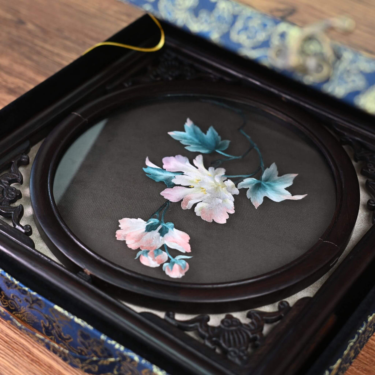 Shu Embroidery DIY Kit | Cotton Rose, from Dawn to Dusk