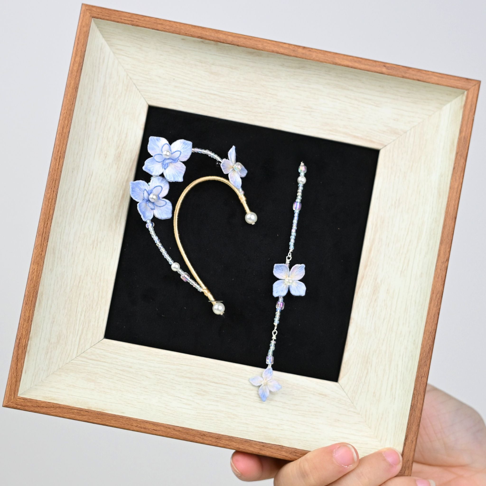 Shu Silk Embroidery DIY Kit | Endless Summer Ear Cuff