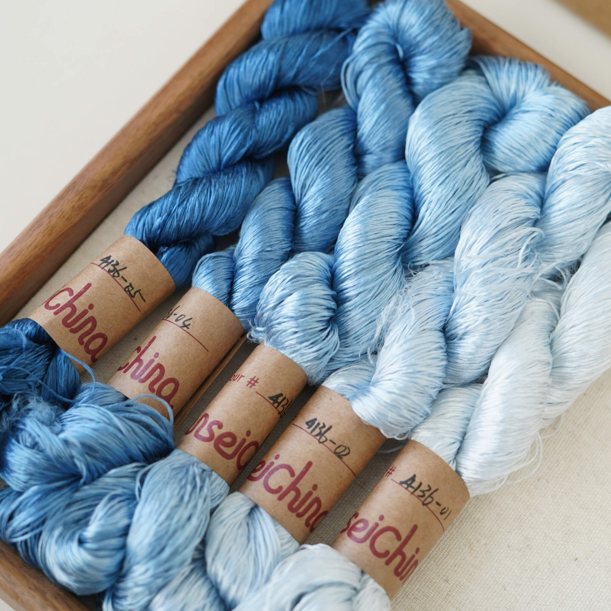 Untwisted Mulberry Silk For Ronghua | Colour #4136