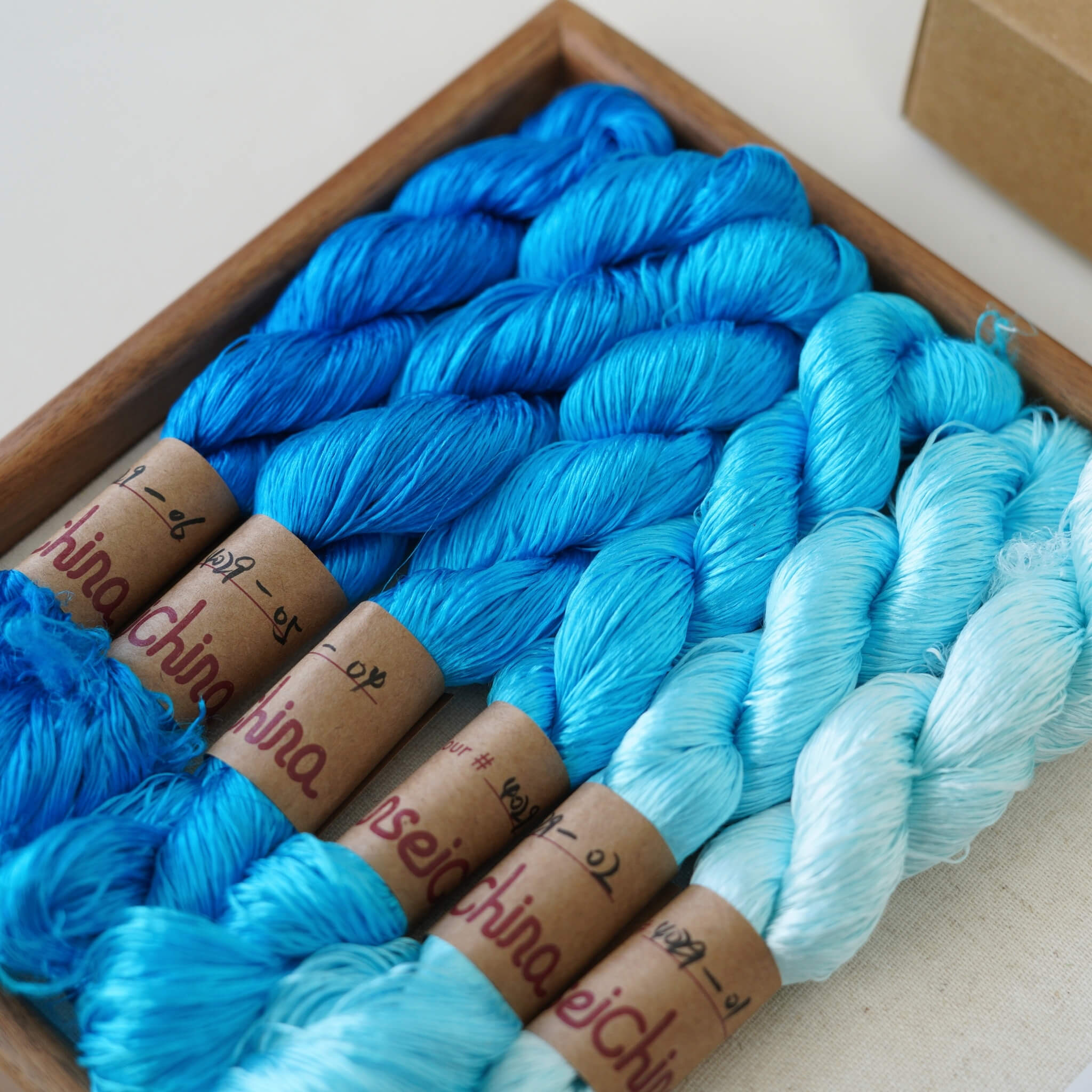 Untwisted Mulberry Silk For Ronghua | Colour #4029