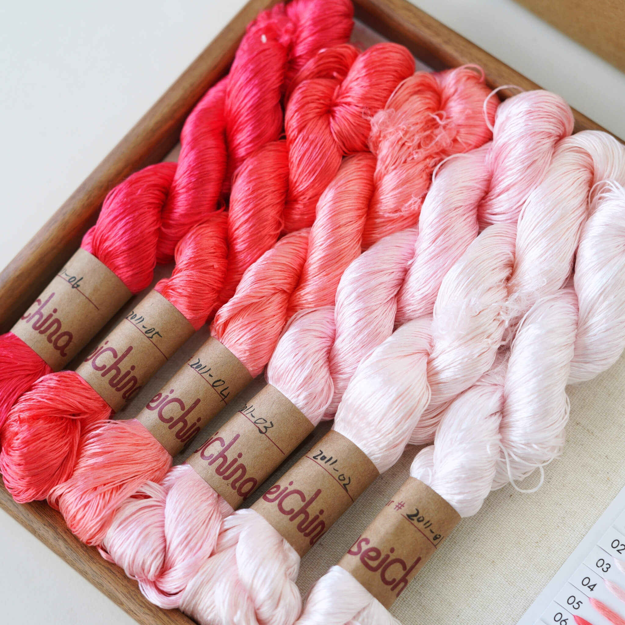 Untwisted Mulberry Silk For Ronghua | Colour #2011