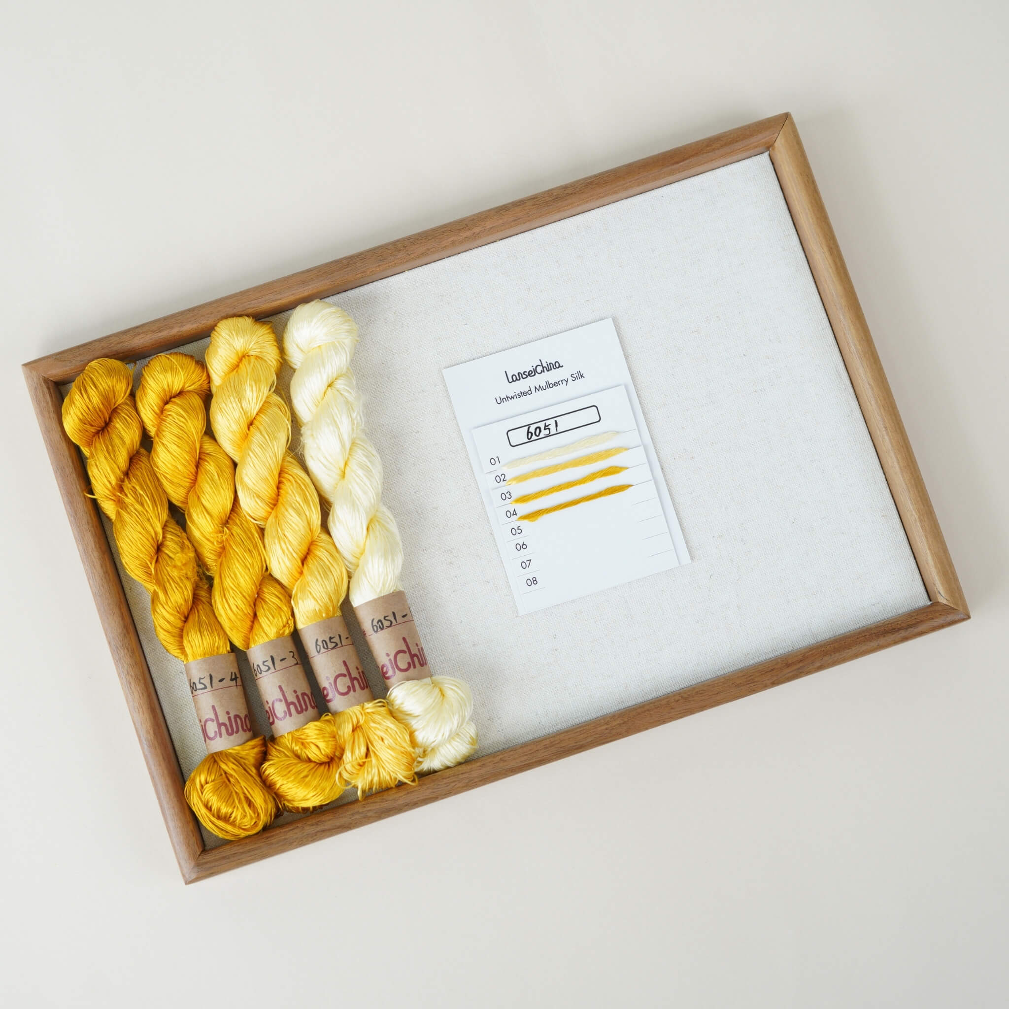 Seda de morera sin torcer para Ronghua | Color #6051