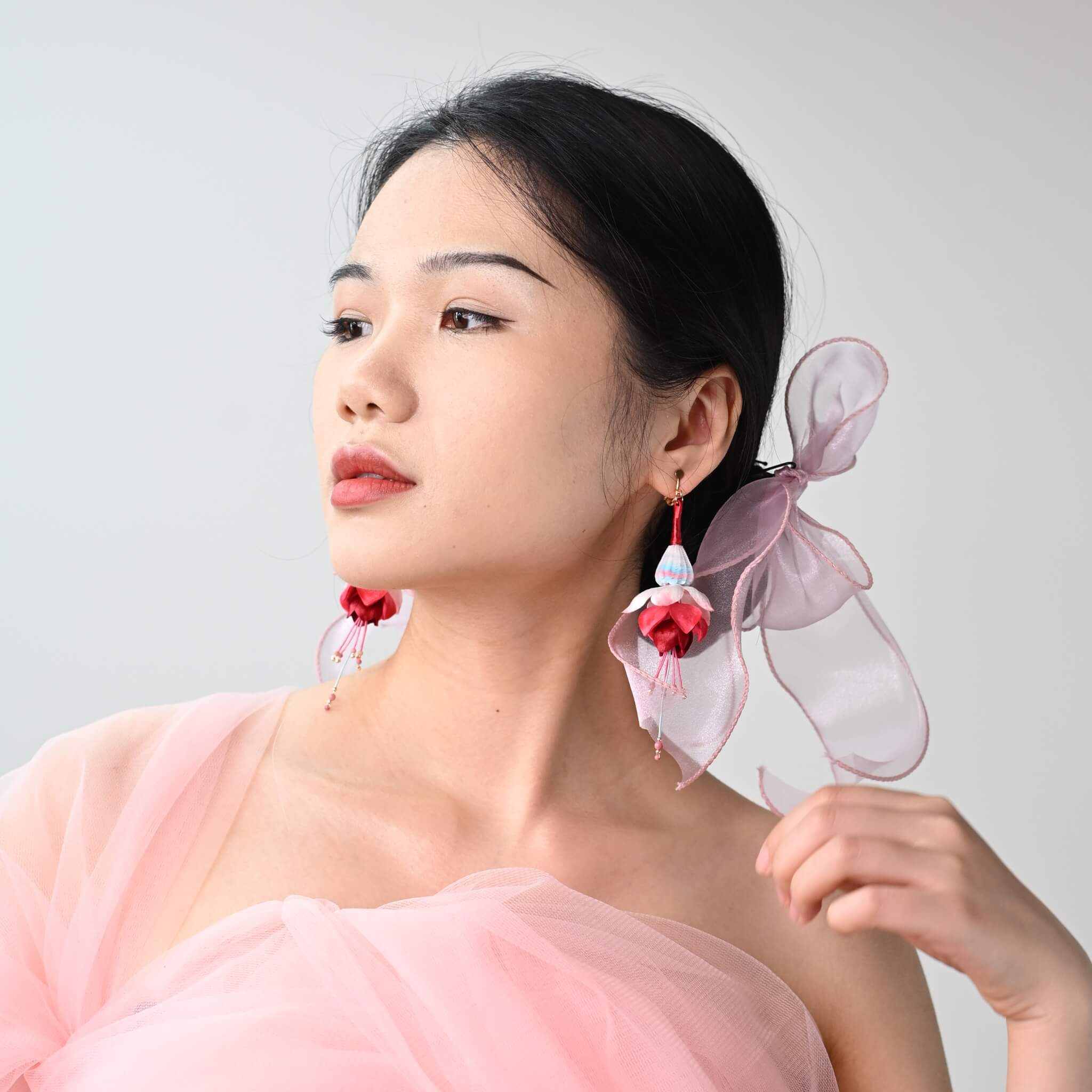 Ronghua DIY Kit | Fuchsia Ear Clips