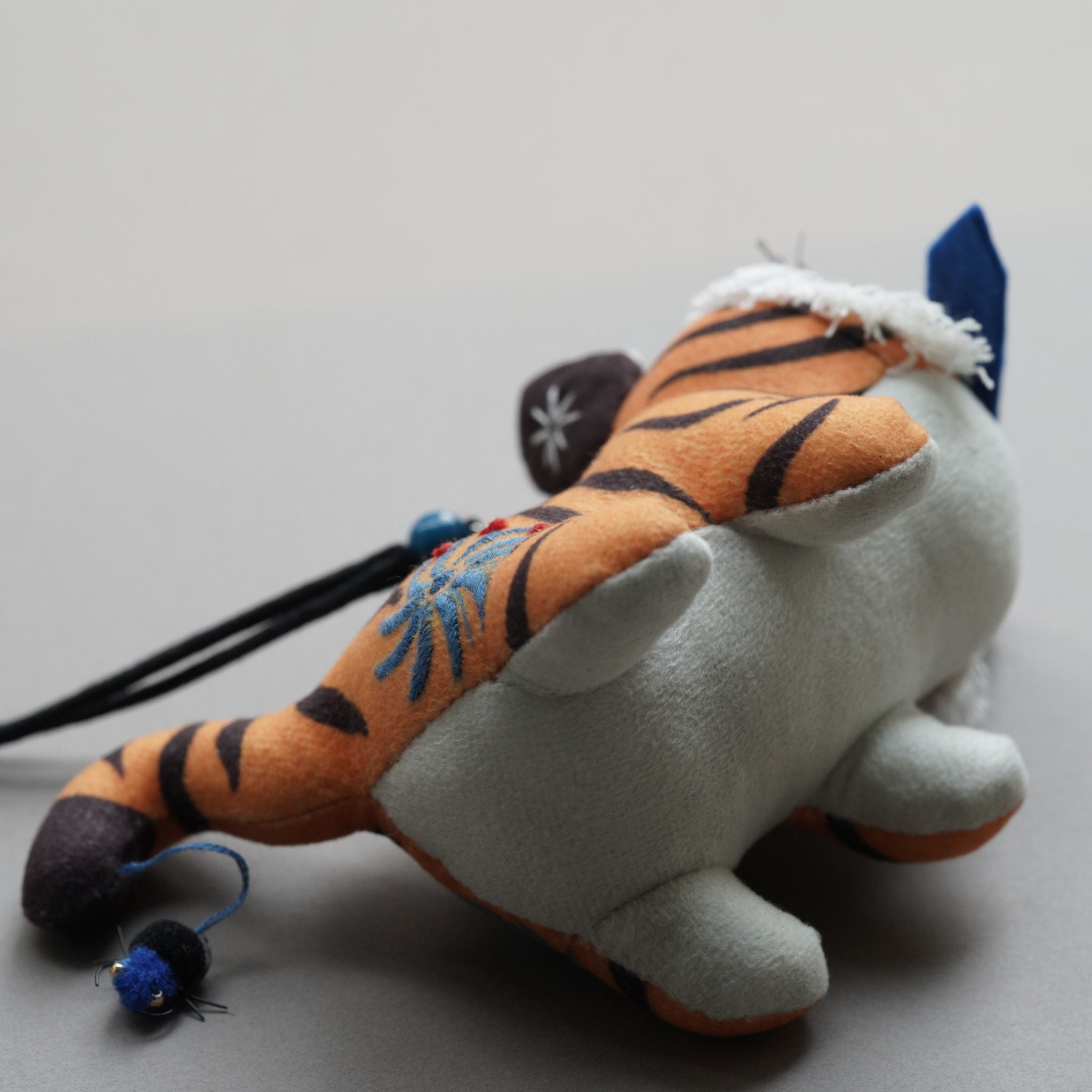 Talismán del tigre | Kit de bordado