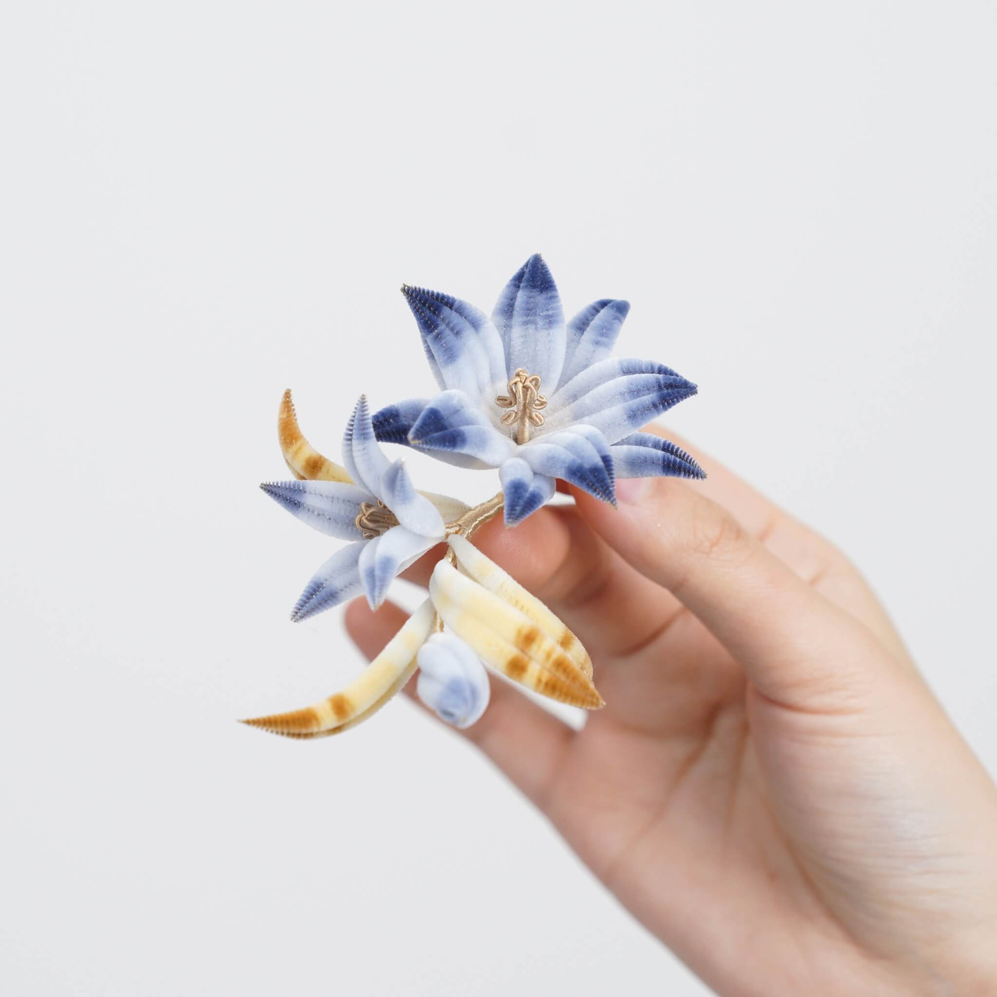 Ronghua DIY Kit | Gentian's Crescent