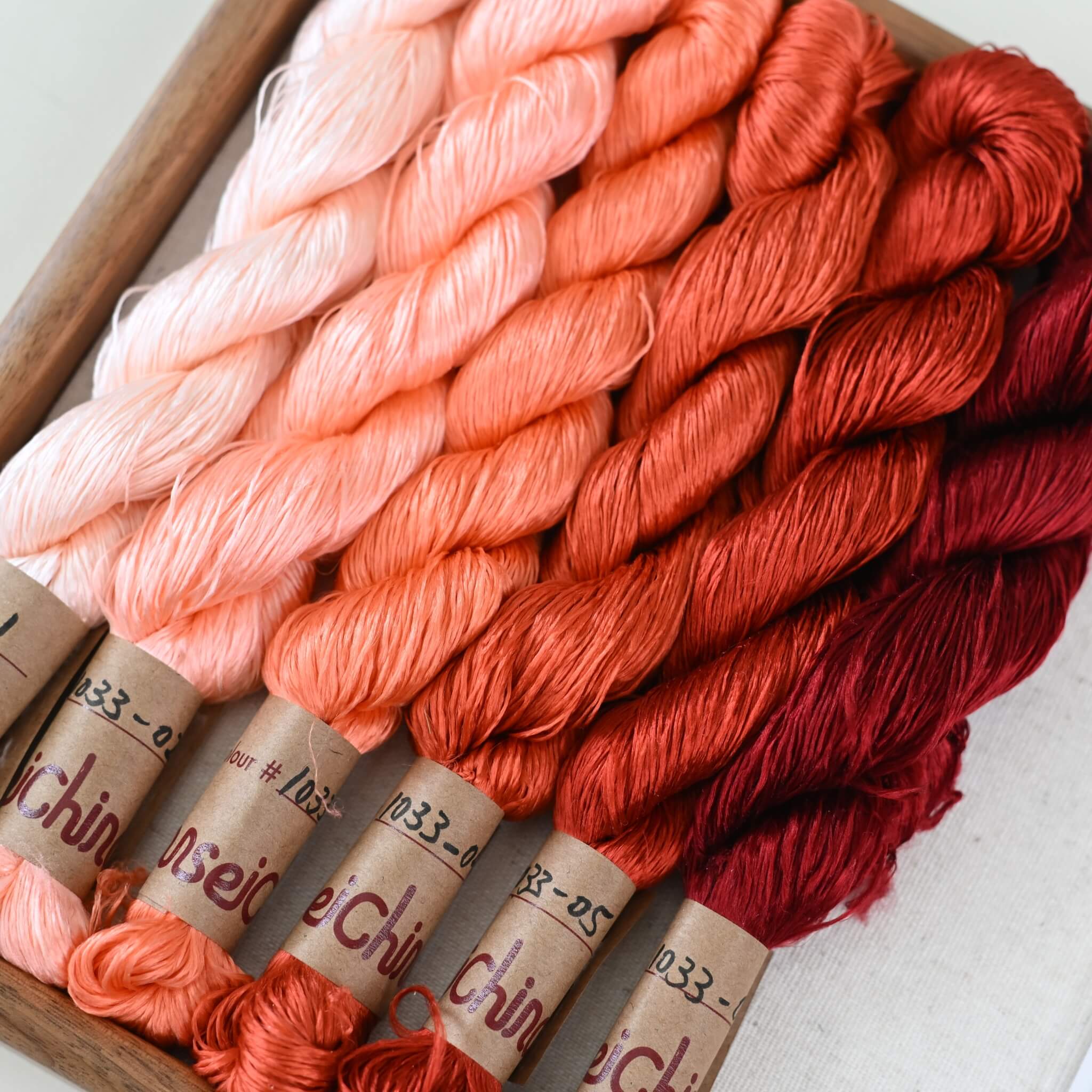 Untwisted Mulberry Silk For Ronghua | Colour #1033