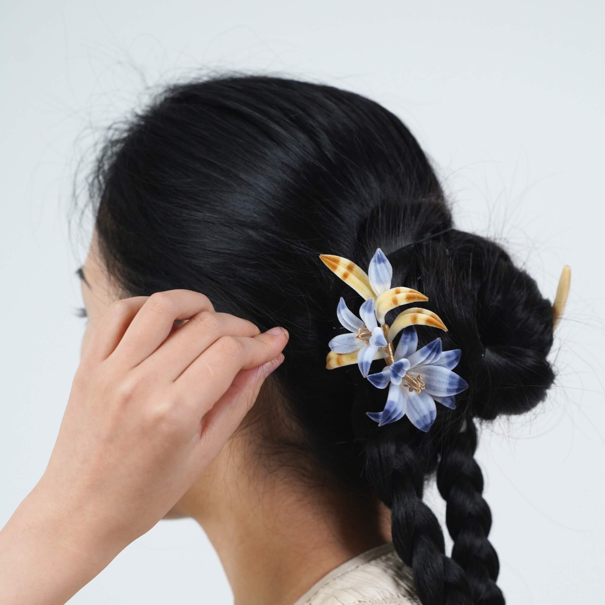 Ronghua DIY Kit | Gentian's Crescent