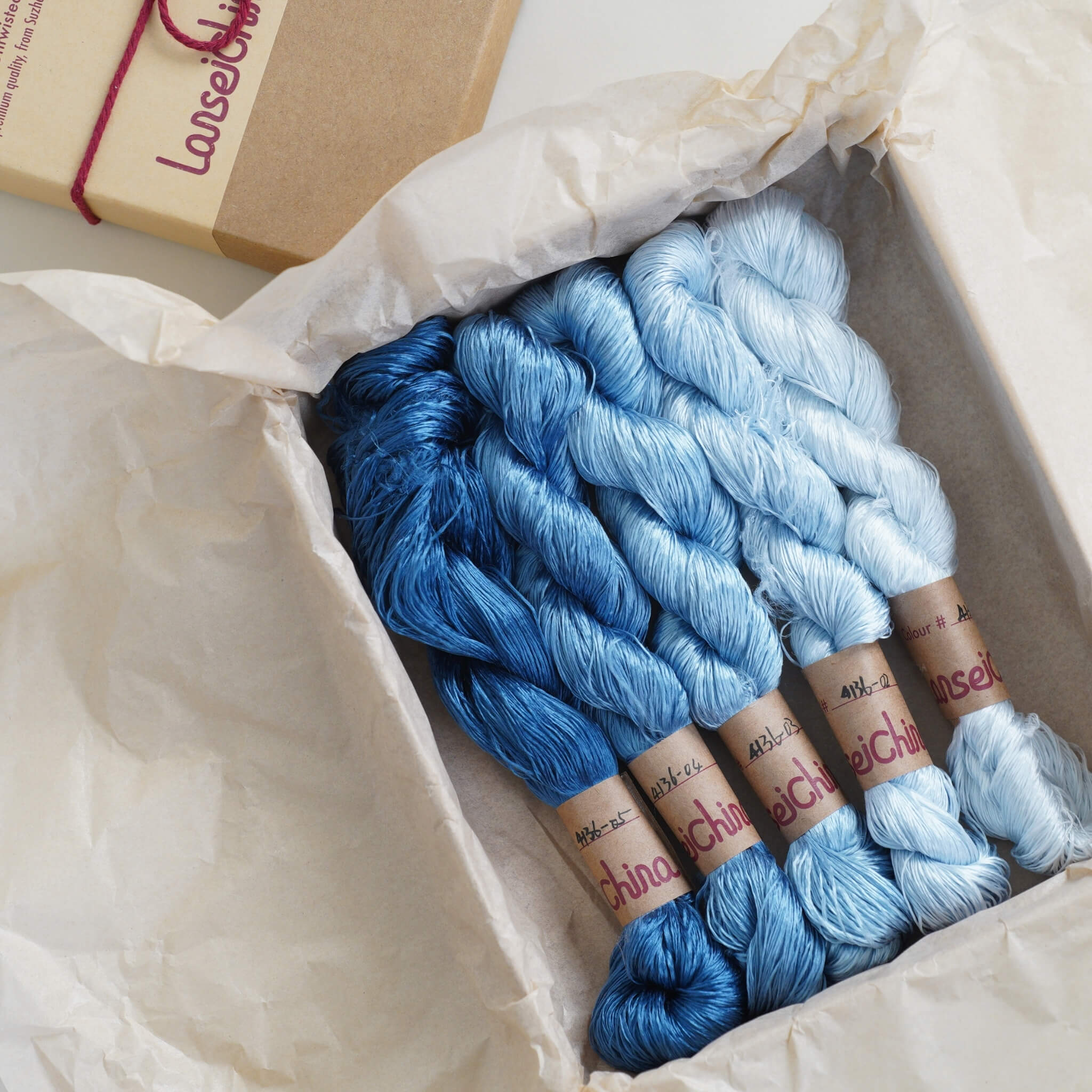 Untwisted Mulberry Silk For Ronghua | Colour #4136