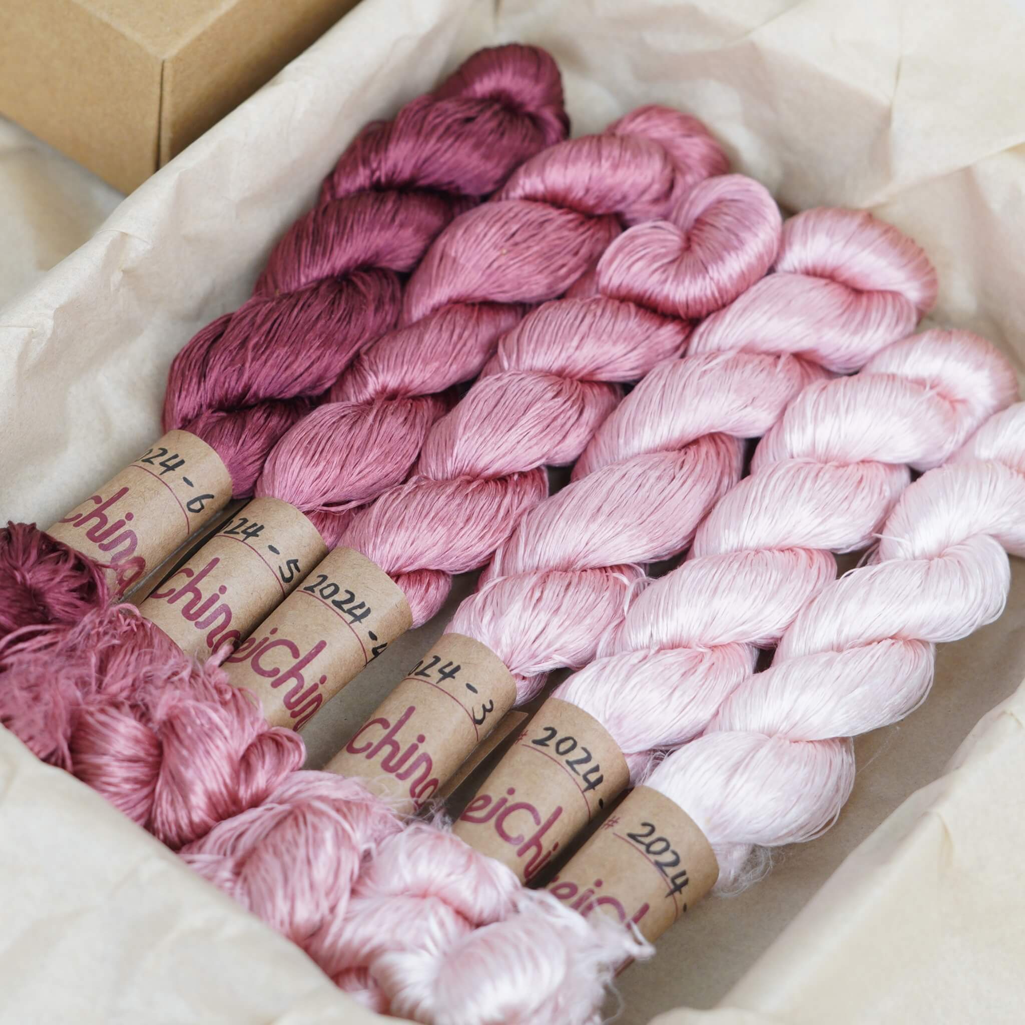 Seda de morera sin torcer para Ronghua | Color #2024