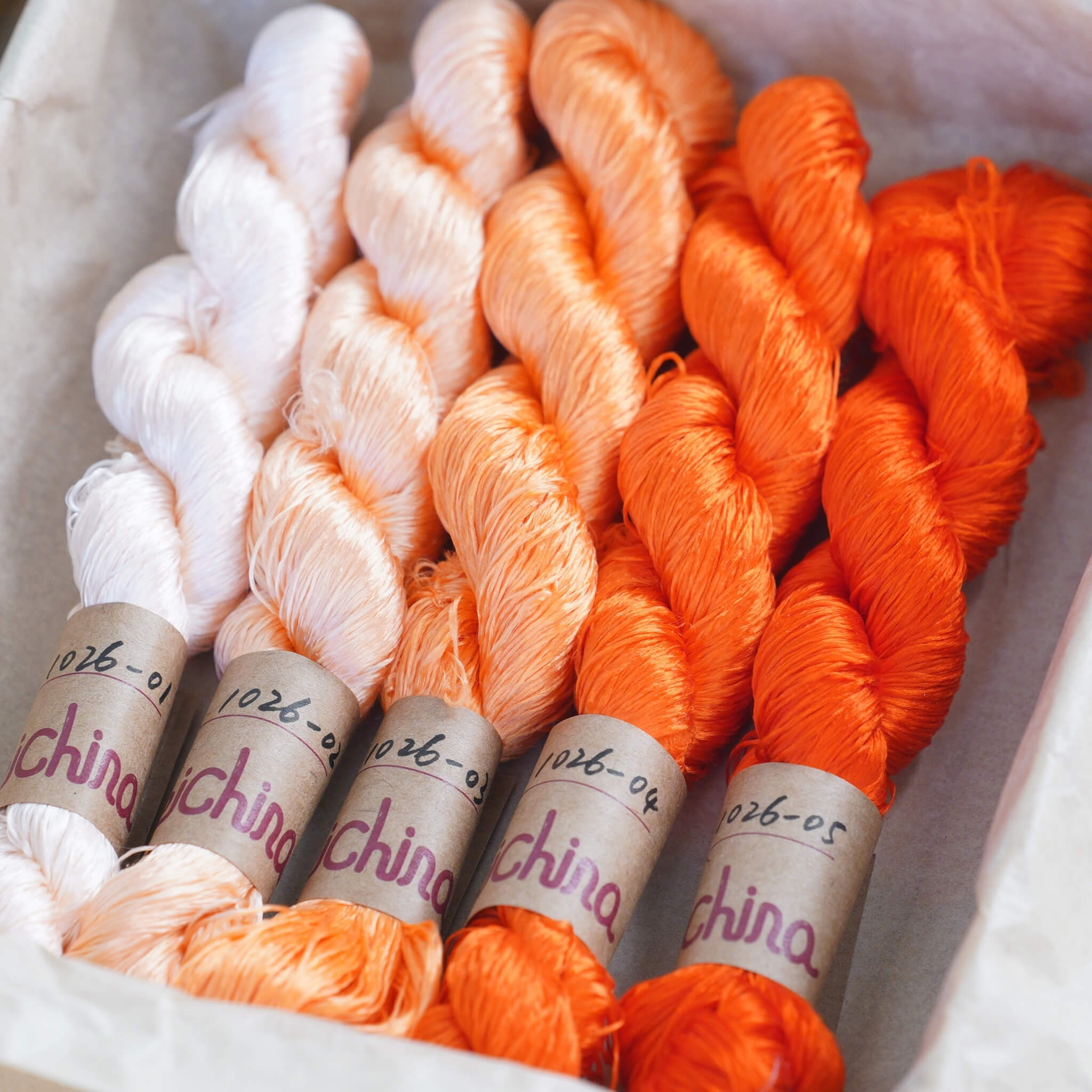 Untwisted Mulberry Silk For Ronghua | Colour #1026