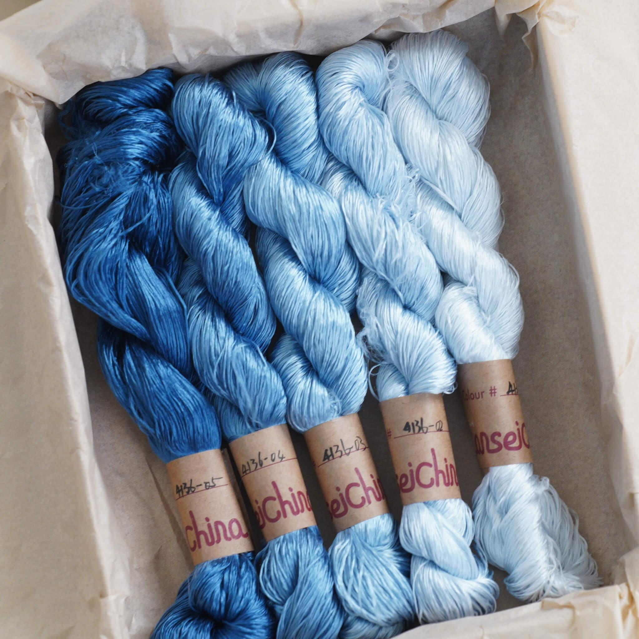 Untwisted Mulberry Silk For Ronghua | Colour #4136