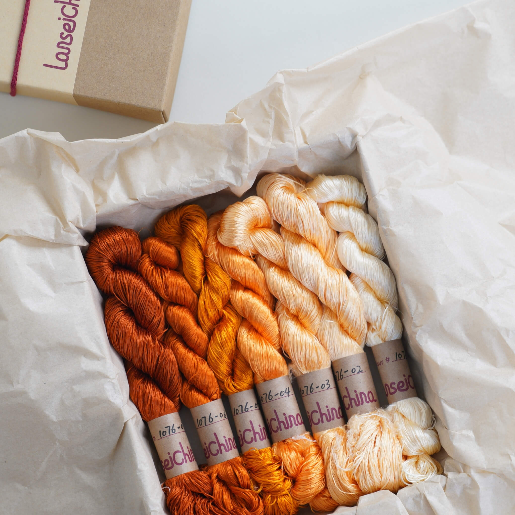 Untwisted Mulberry Silk For Ronghua | Colour #1076