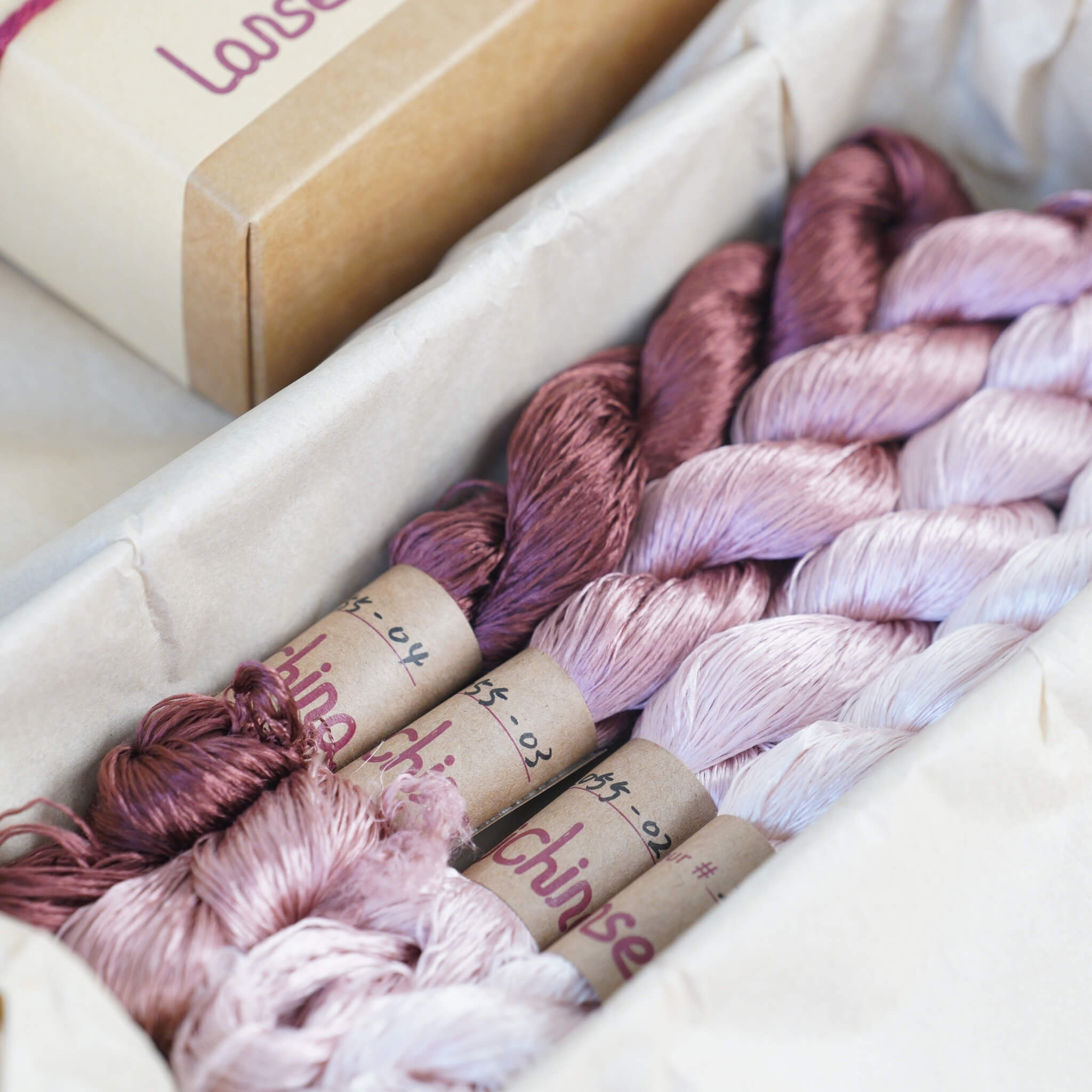 Untwisted Mulberry Silk For Ronghua | Colour #2055