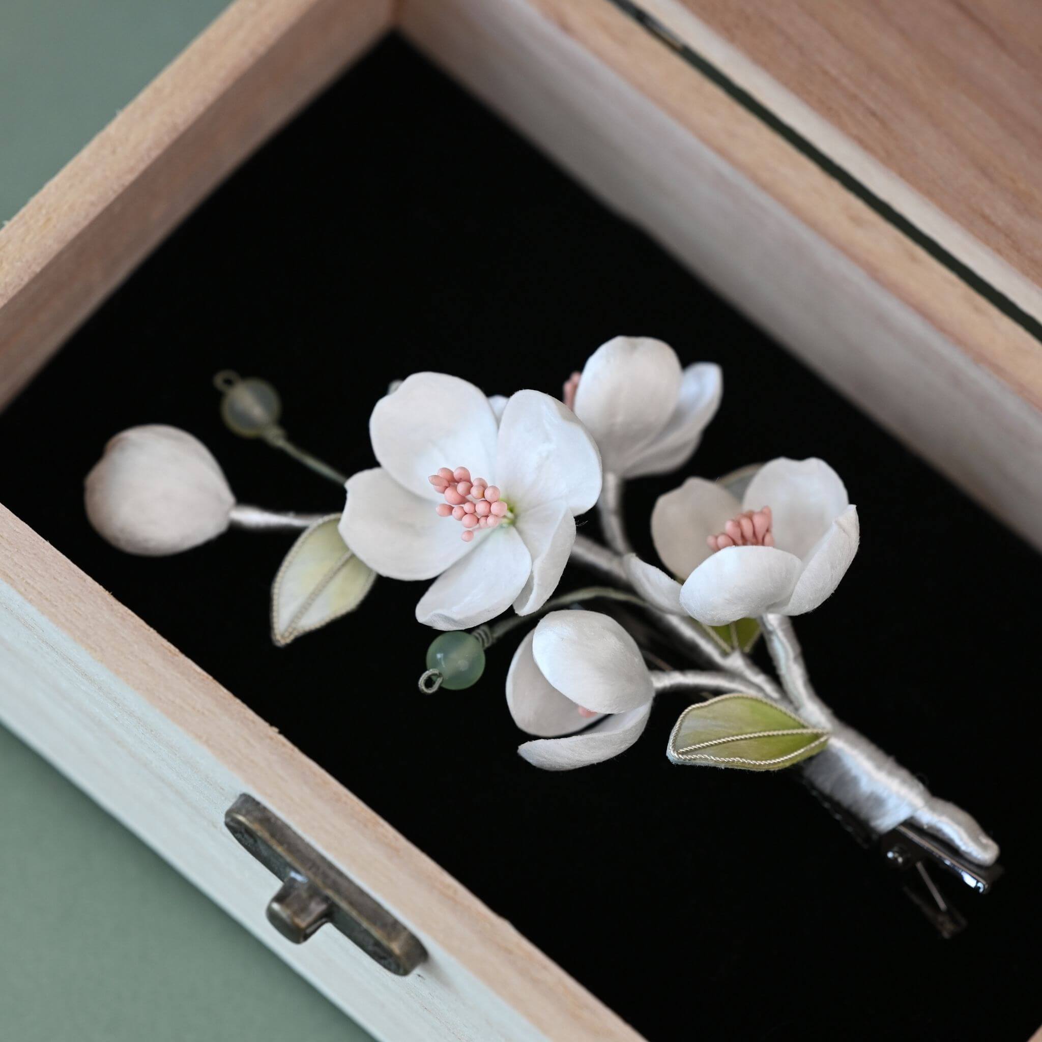 Handmade Ronghua | Pear Blossoms