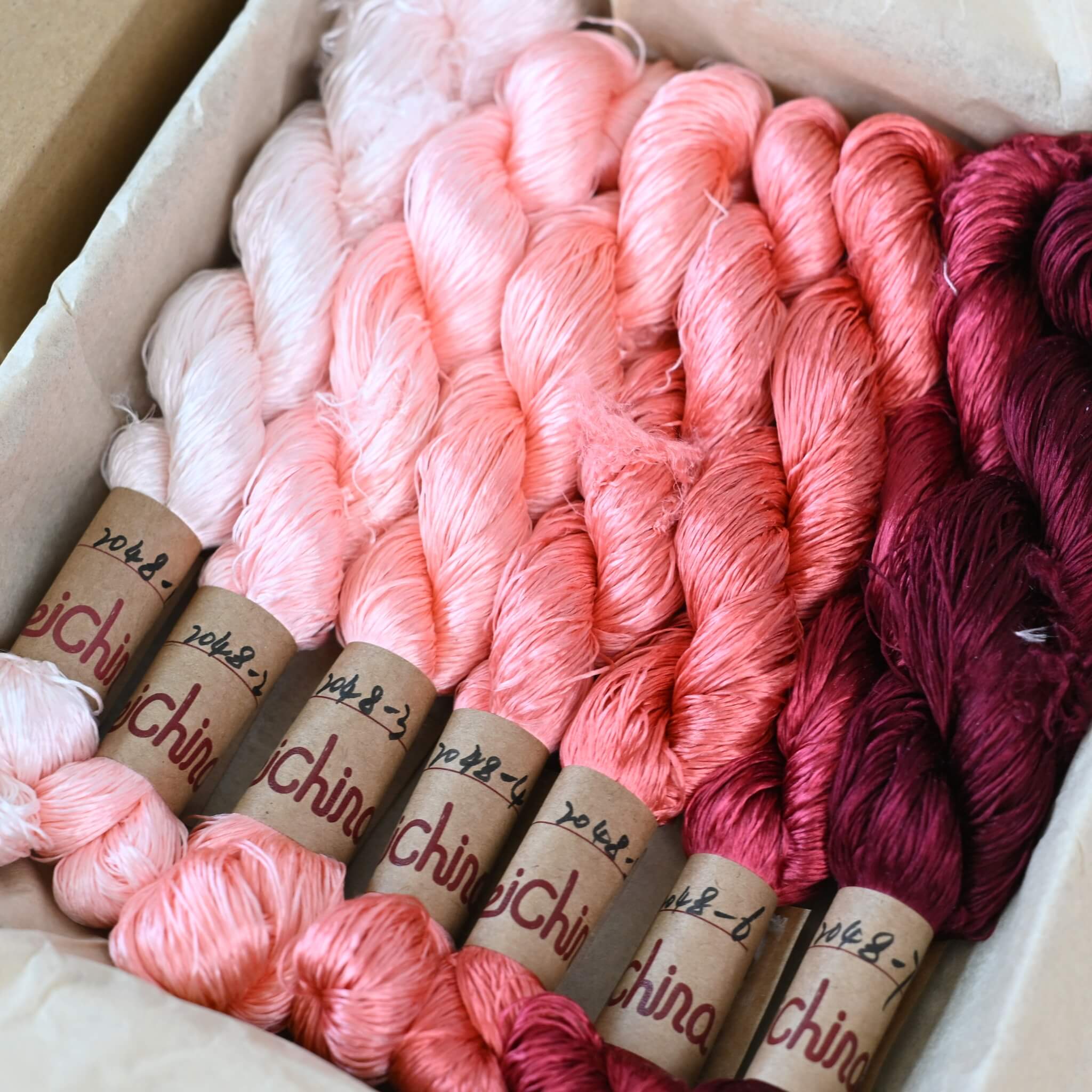 Untwisted Mulberry Silk For Ronghua | Colour #2048