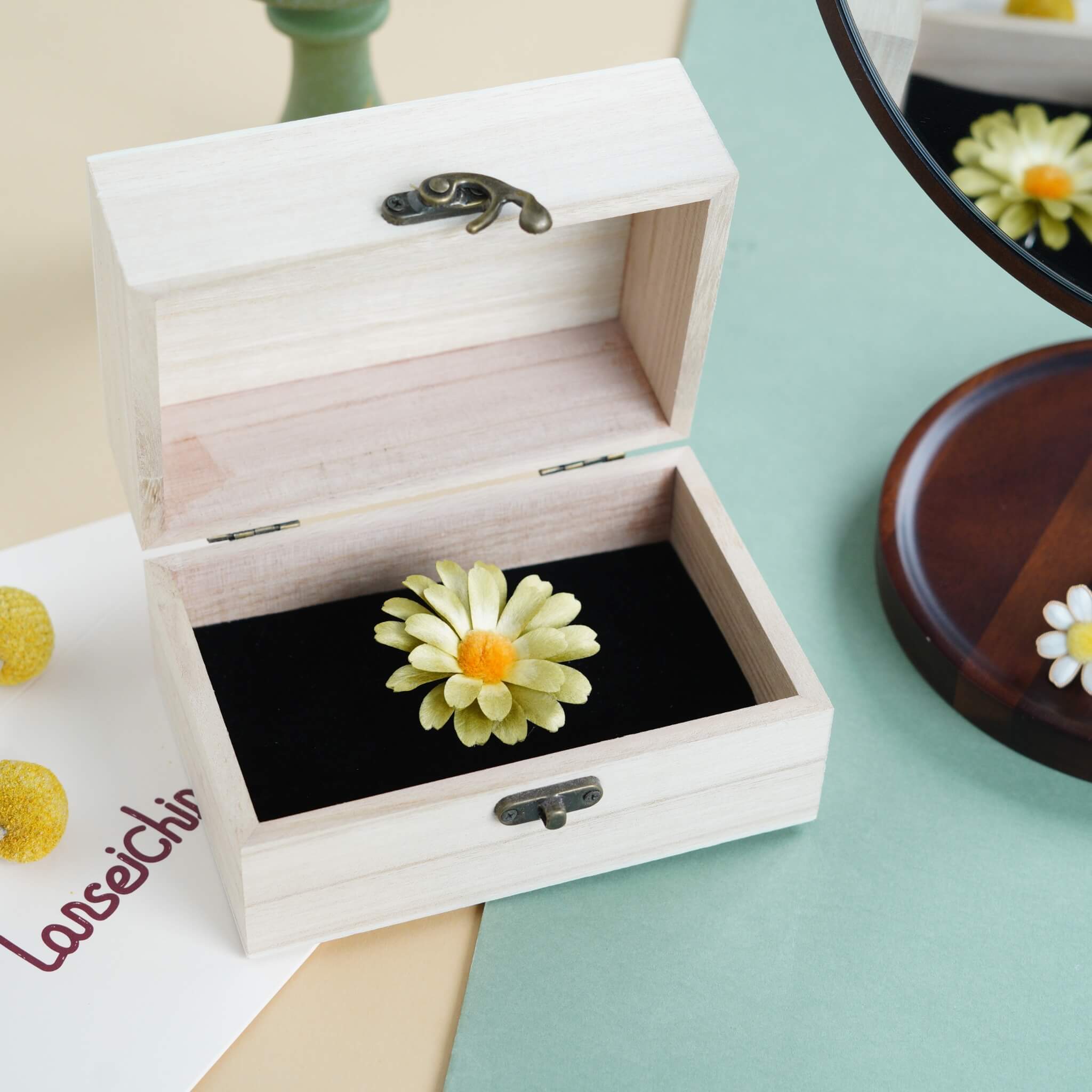 Pre-Made Petal Ronghua Kit | Green Daisy