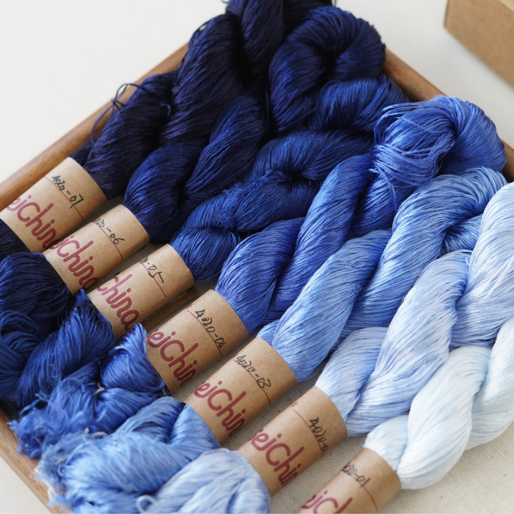 Untwisted Mulberry Silk For Ronghua | Colour #4020