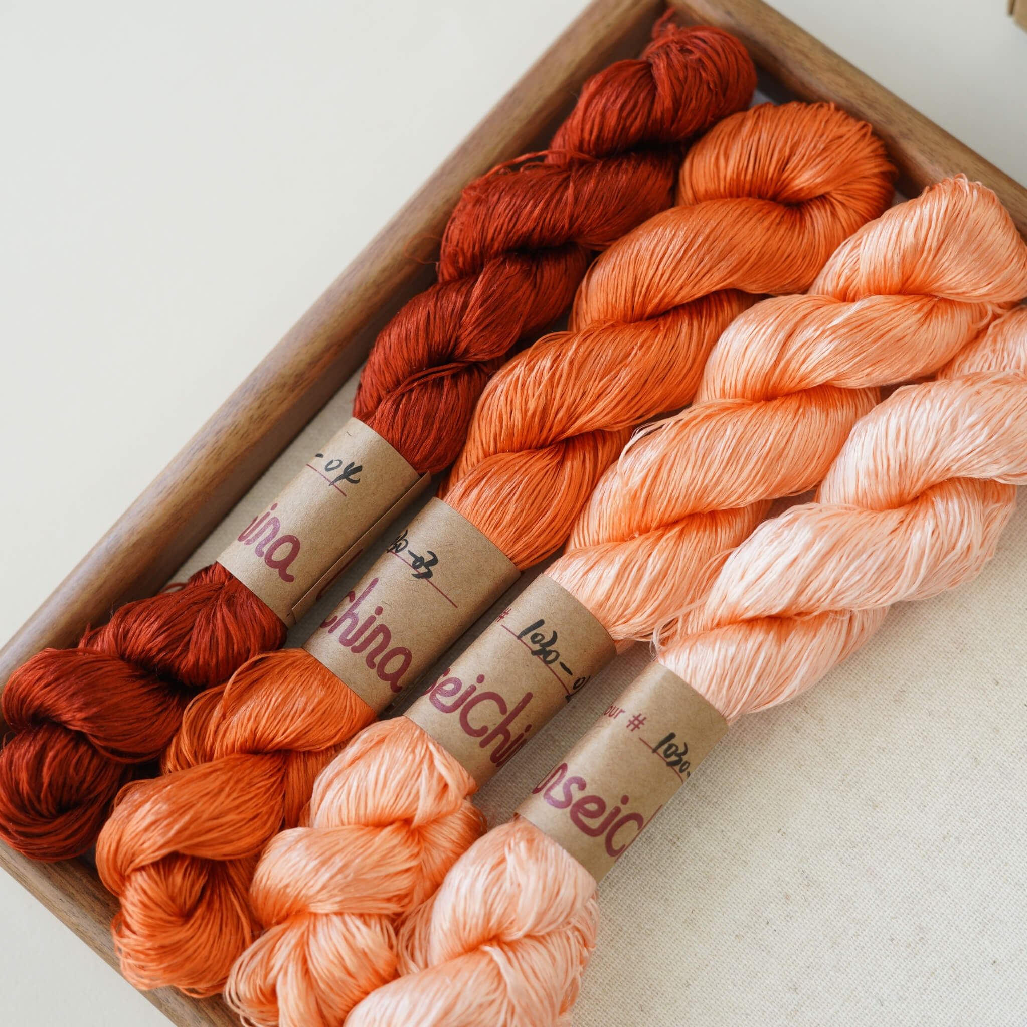 Untwisted Mulberry Silk For Ronghua | Colour #1030